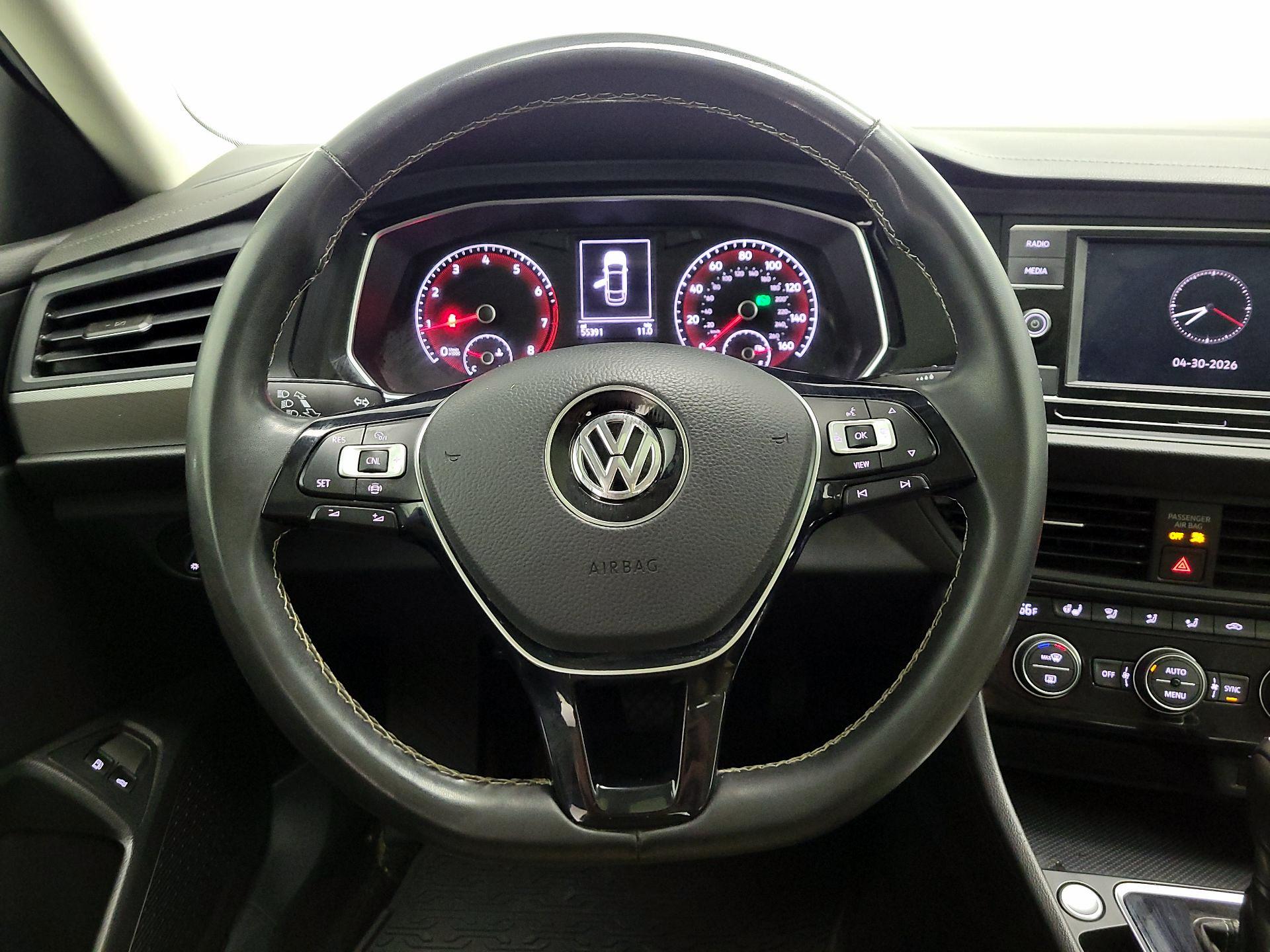 Thumbnail: 2021 Volkswagen Jetta - 10
