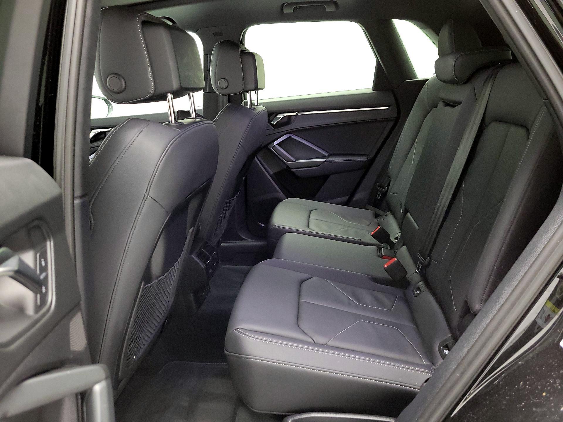 Thumbnail: 2022 Audi Q3 - 18