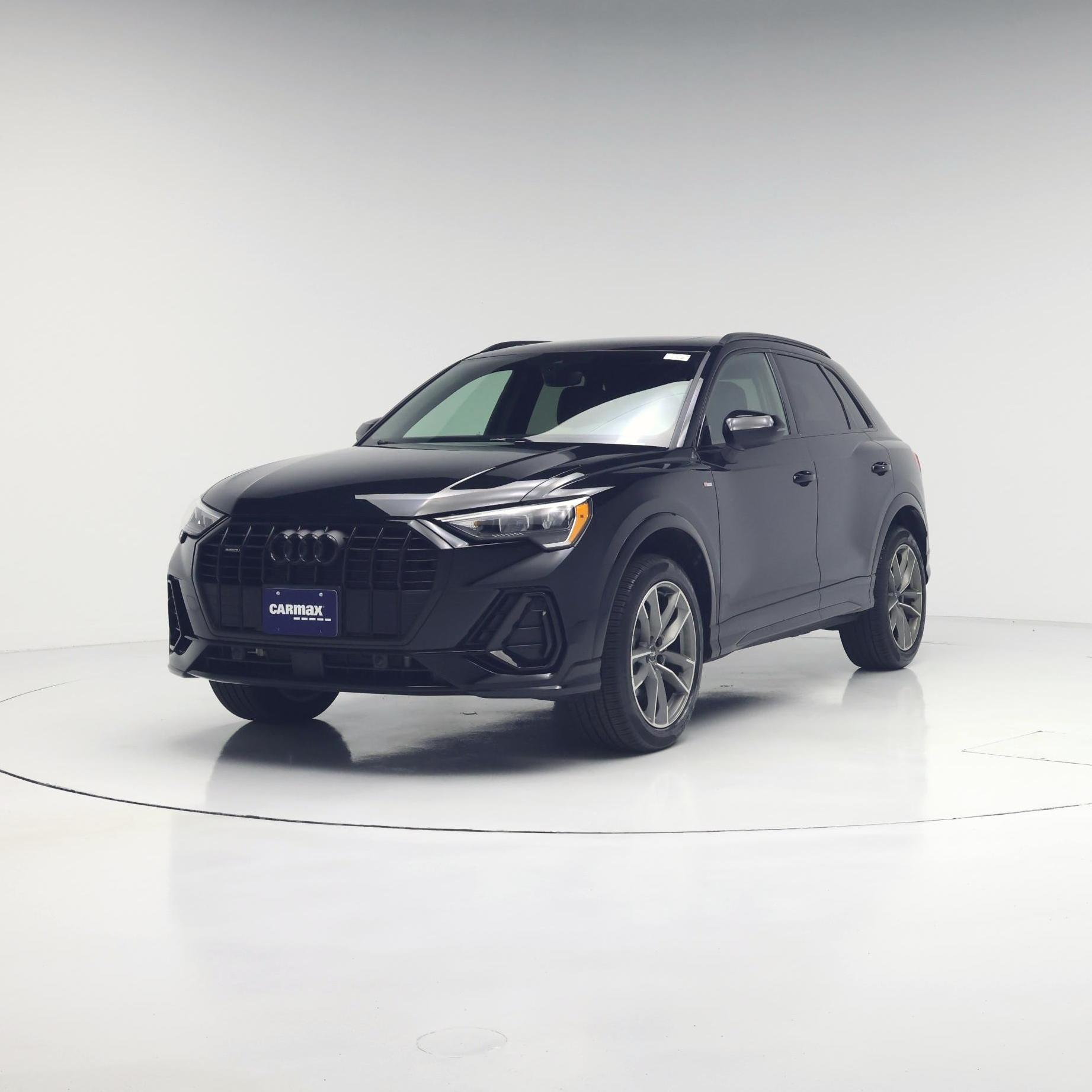 Thumbnail: 2022 Audi Q3 - 4