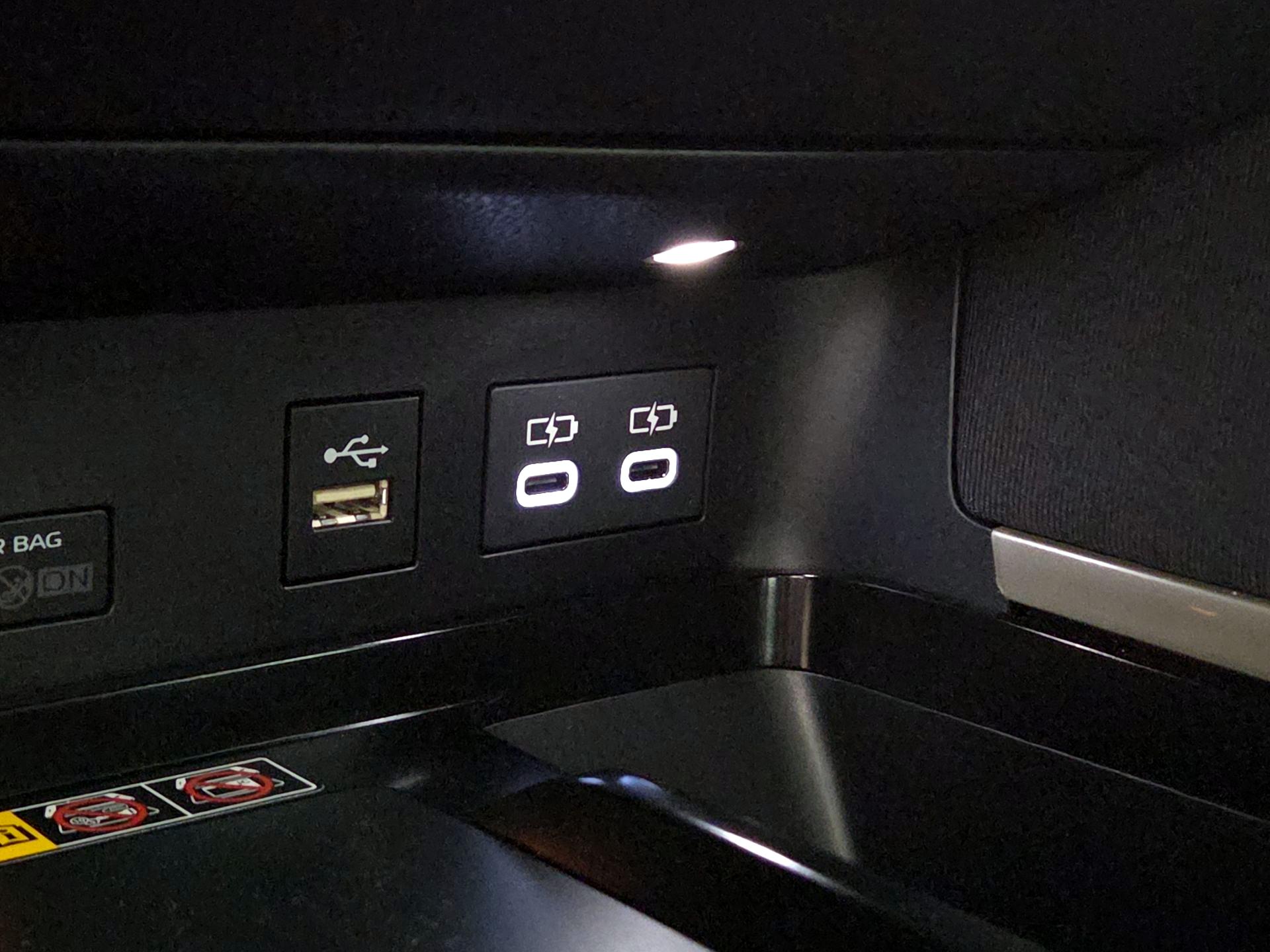 Thumbnail: 2025 Toyota Camry - 18