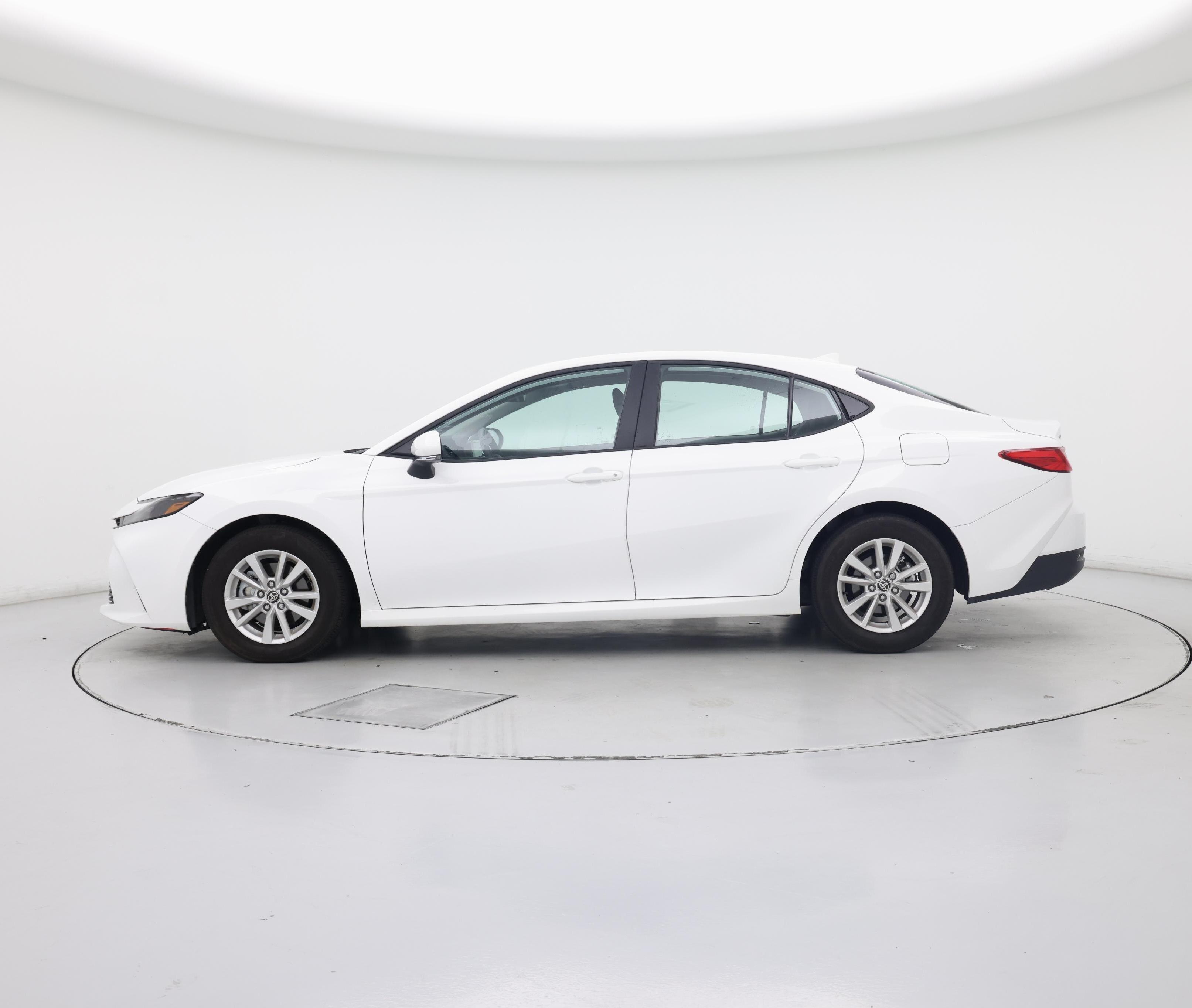 Thumbnail: 2025 Toyota Camry - 3
