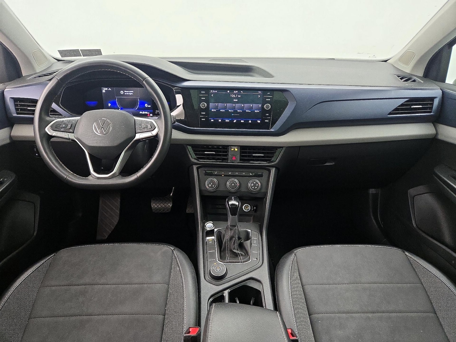 2022 Volkswagen Taos SE - Photo 10
