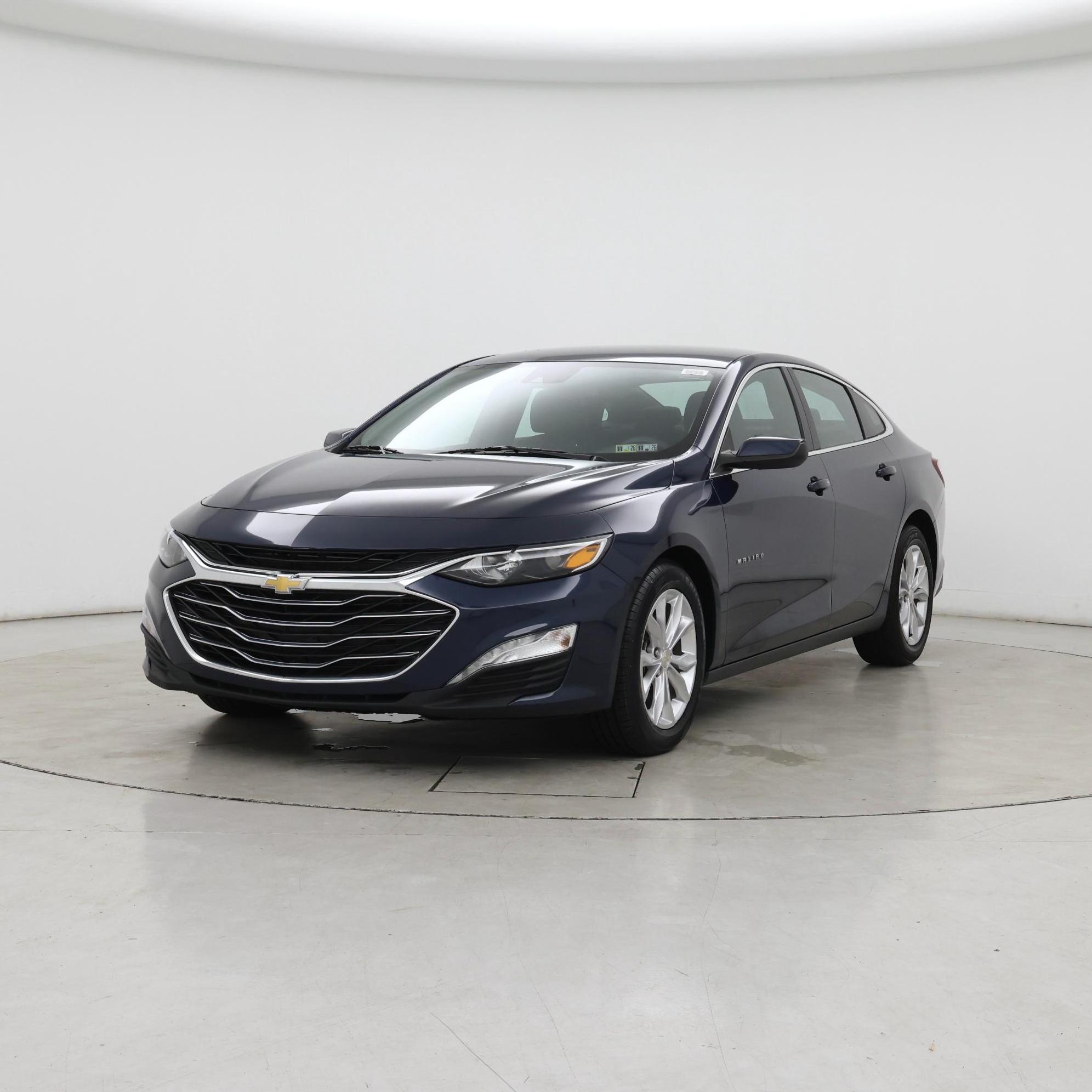 Thumbnail: 2022 Chevrolet Malibu - 4