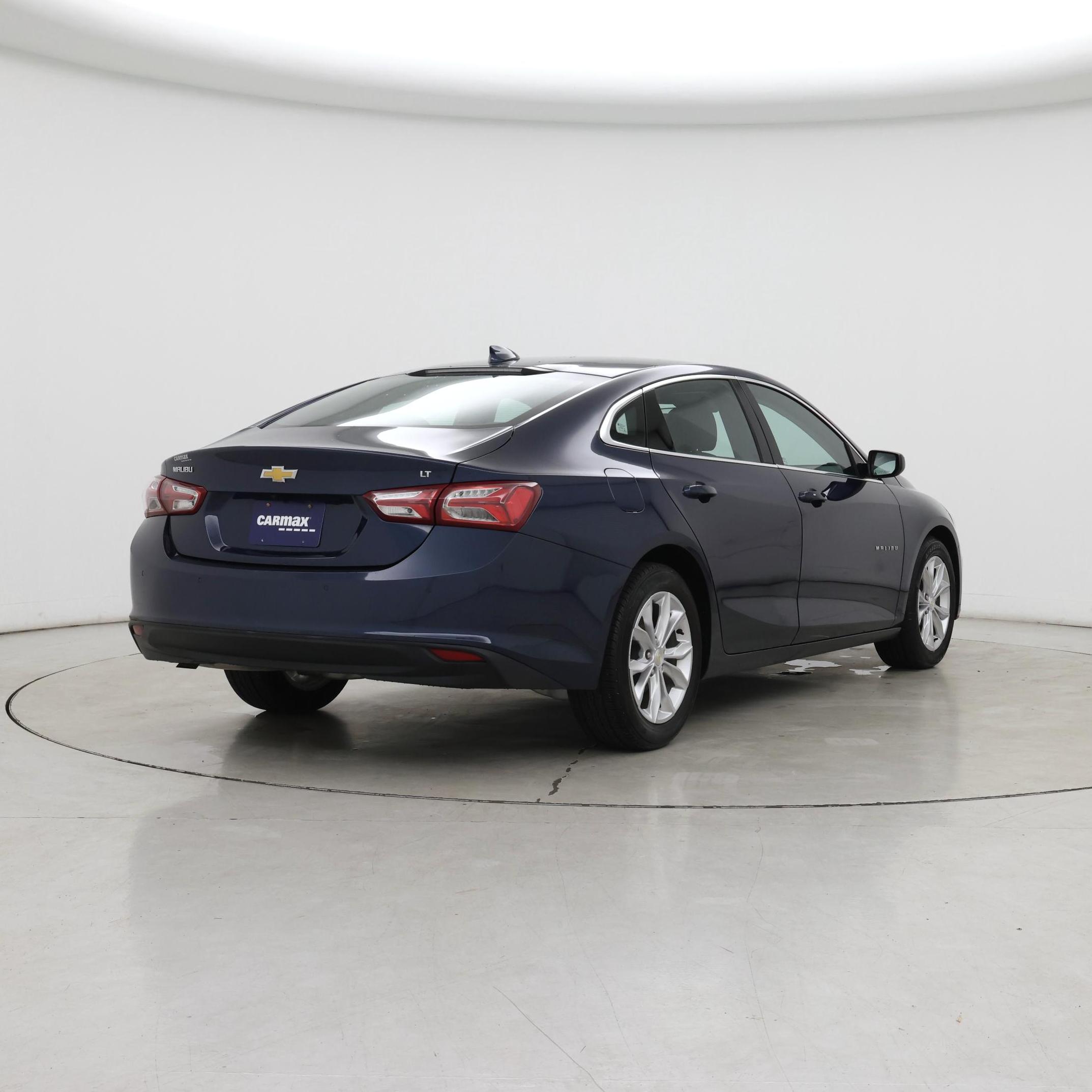 Thumbnail: 2022 Chevrolet Malibu - 8