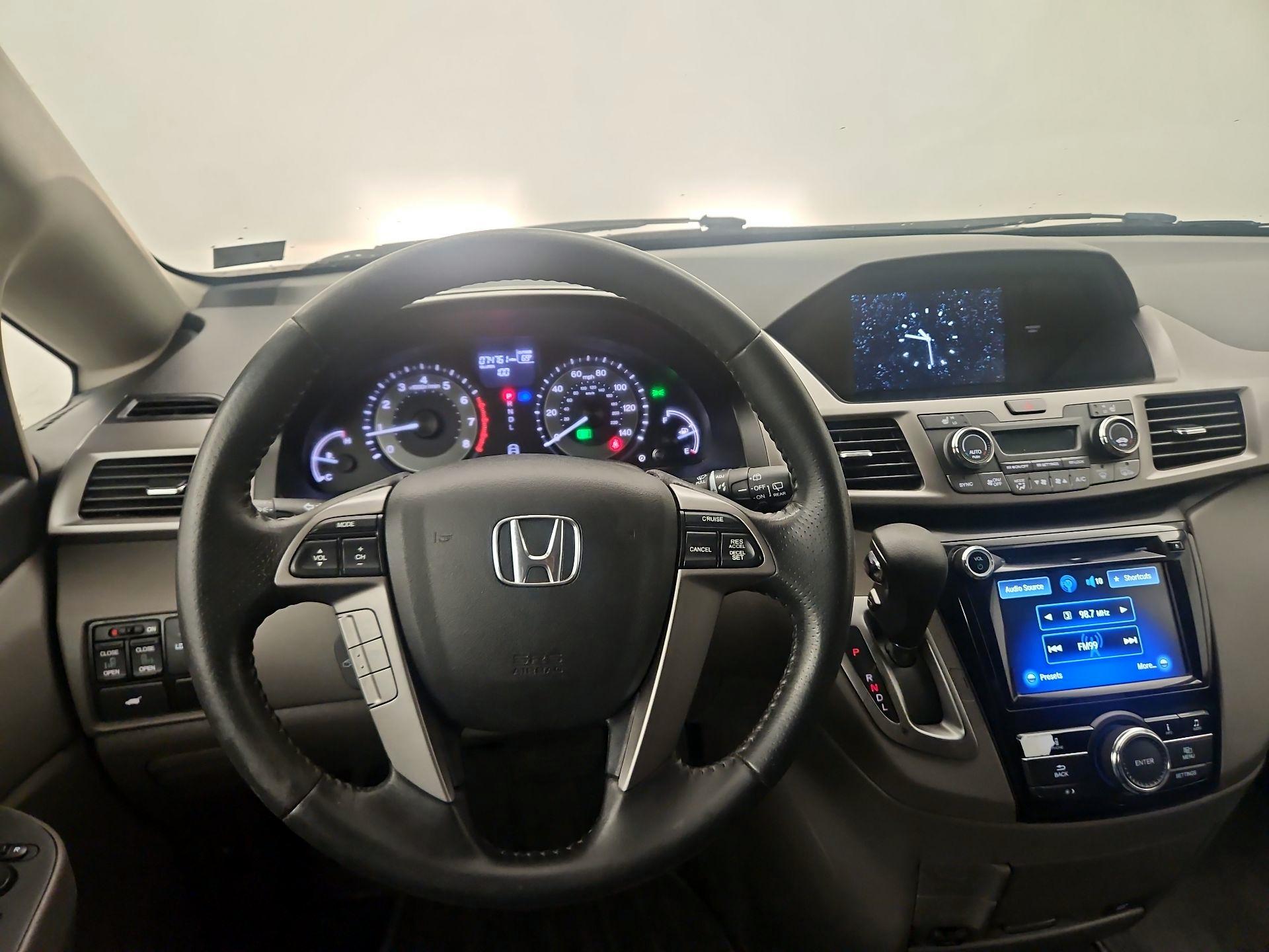 Thumbnail: 2016 Honda Odyssey - 10