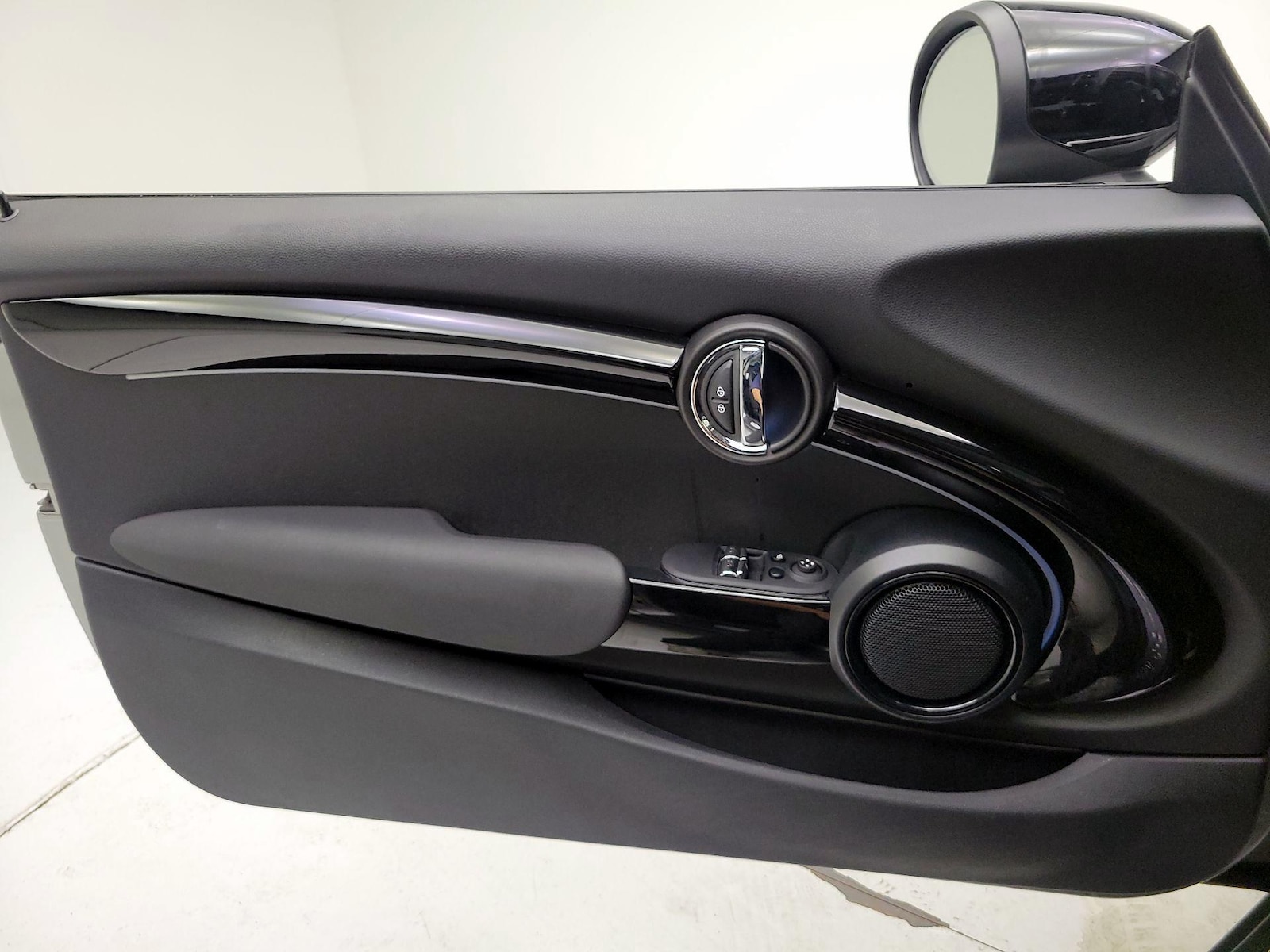 2023 MINI 3 Door S - Photo 11
