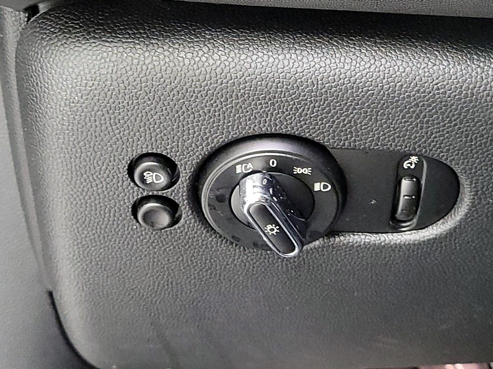 2023 MINI 3 Door S - Photo 12