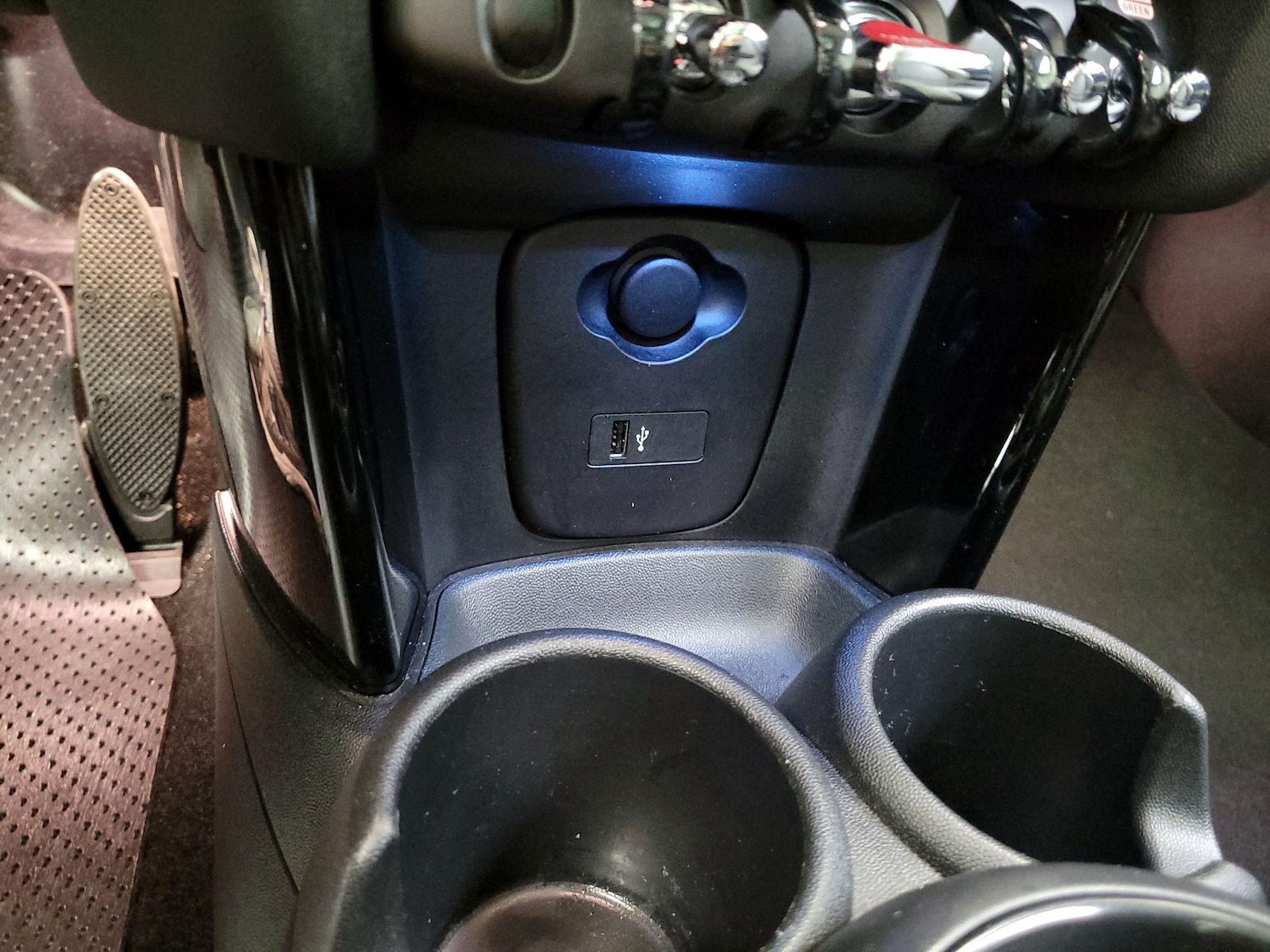 2023 MINI 3 Door S - Photo 17