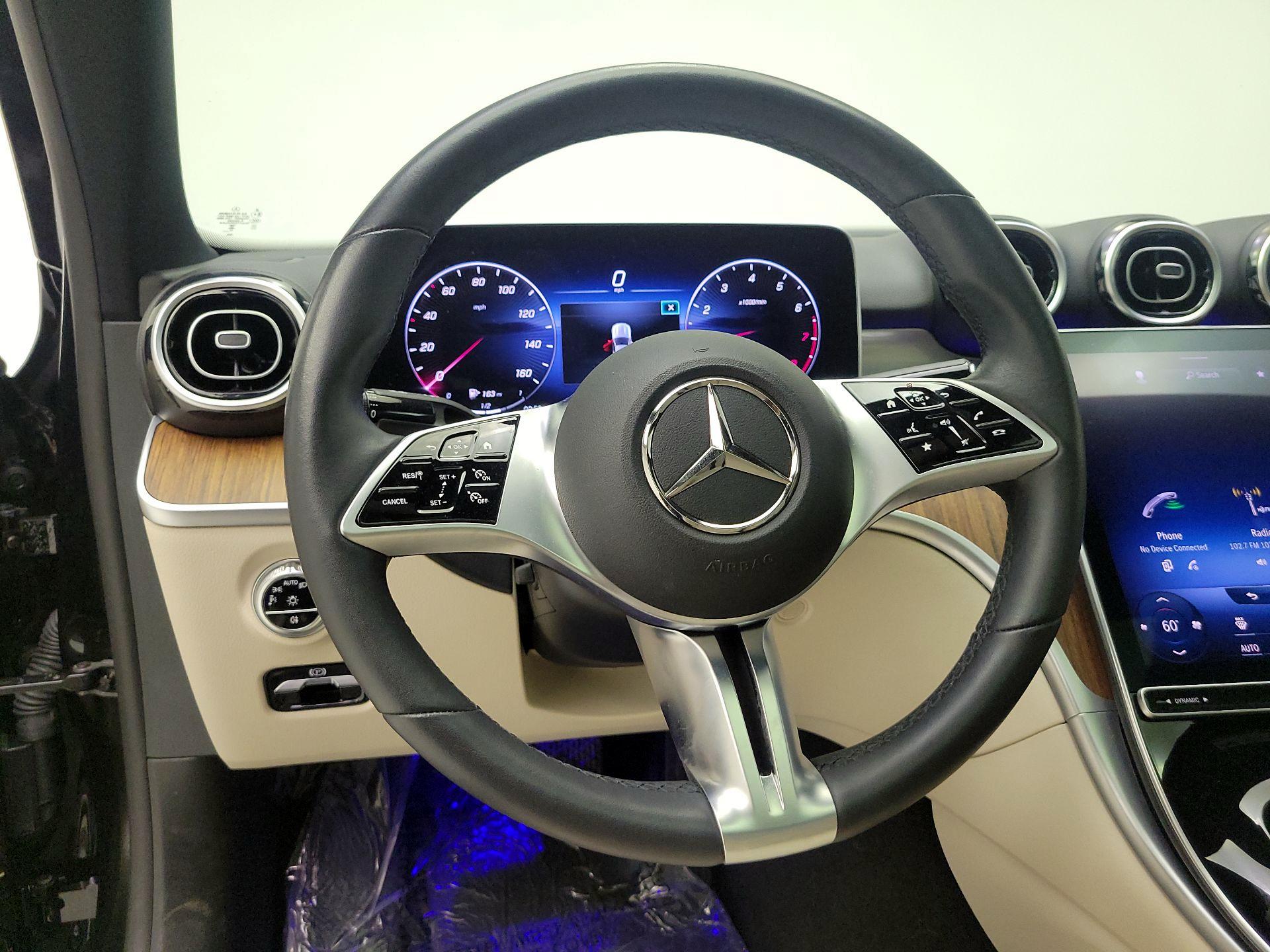 Thumbnail: 2023 Mercedes-Benz C-Class - 10