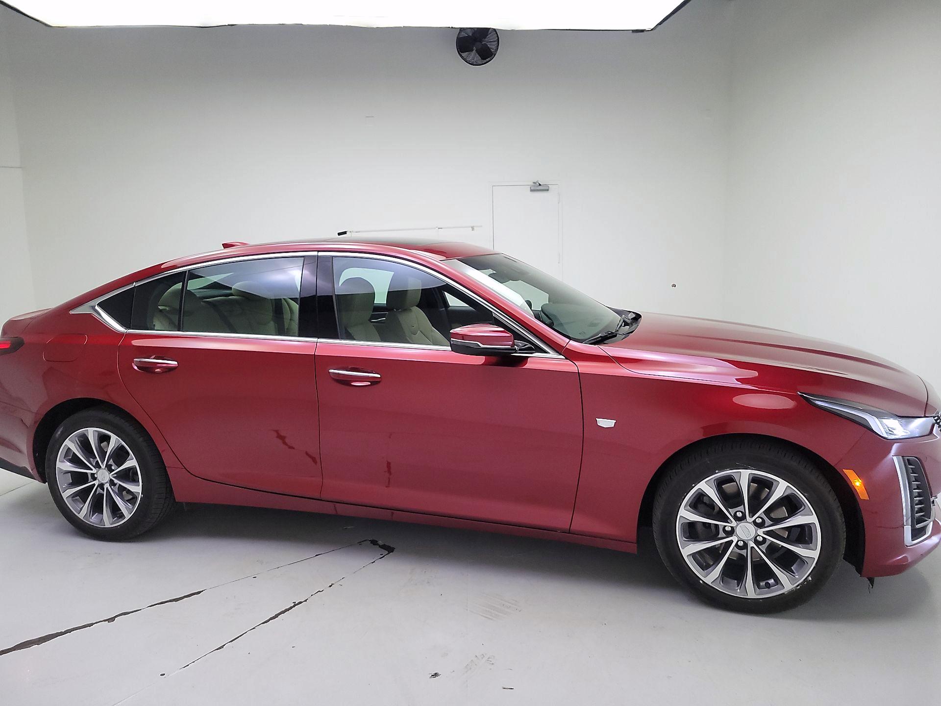 Thumbnail: 2022 Cadillac CT5 - 4