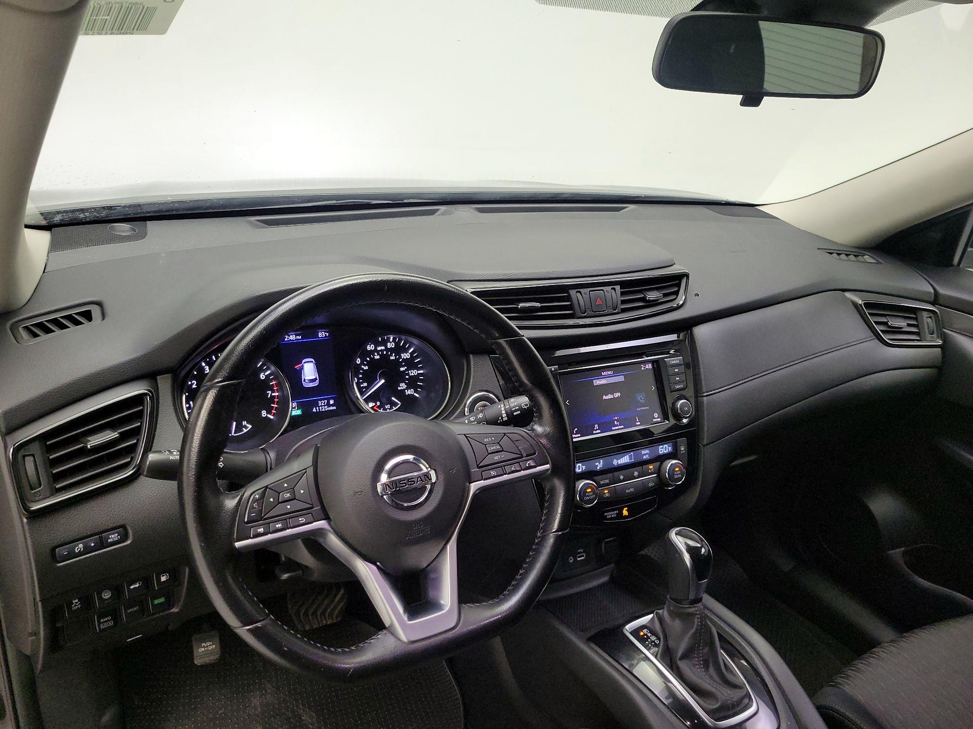 Thumbnail: 2020 Nissan Rogue - 9
