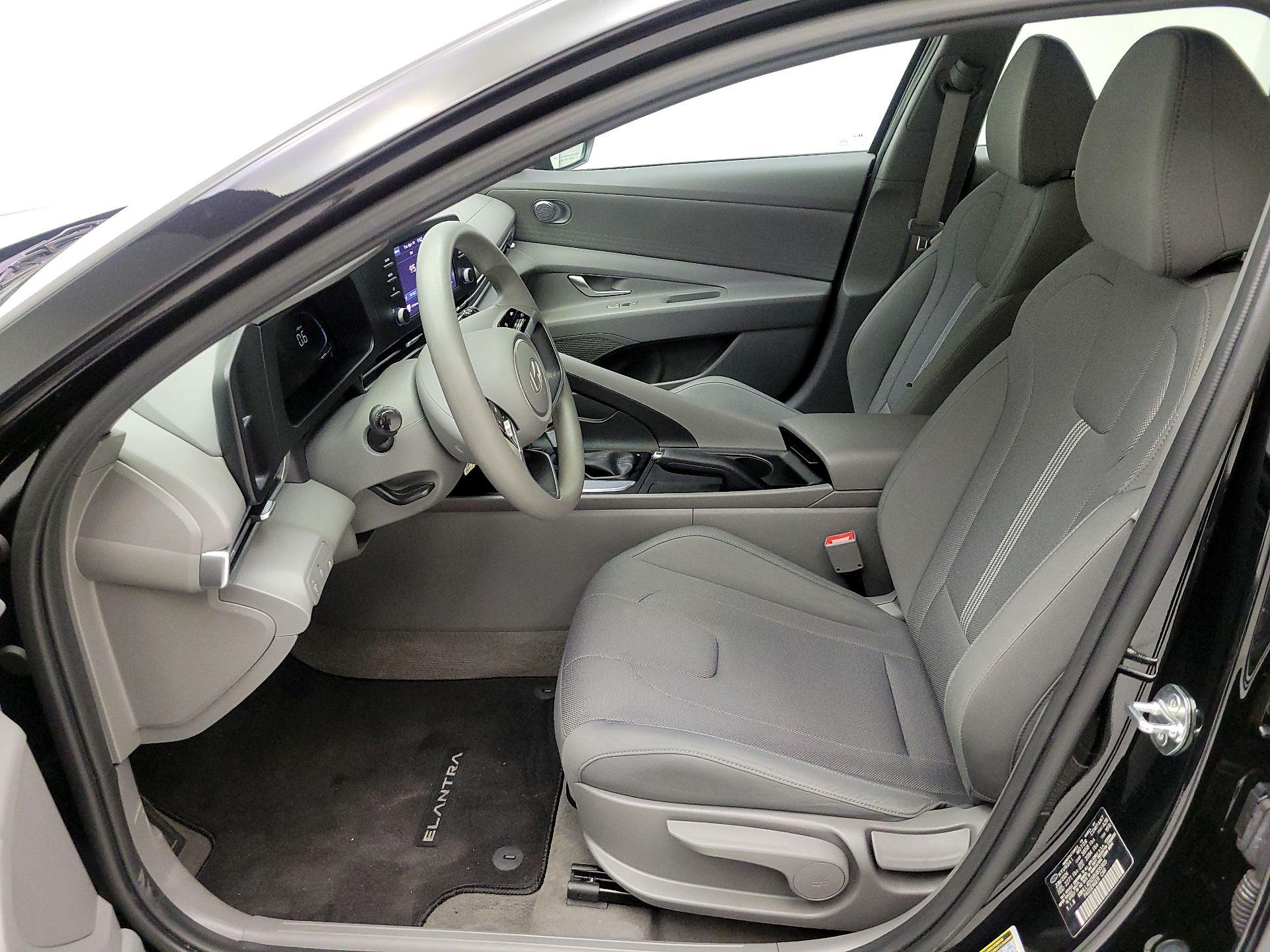 Thumbnail: 2024 Hyundai Elantra - 9