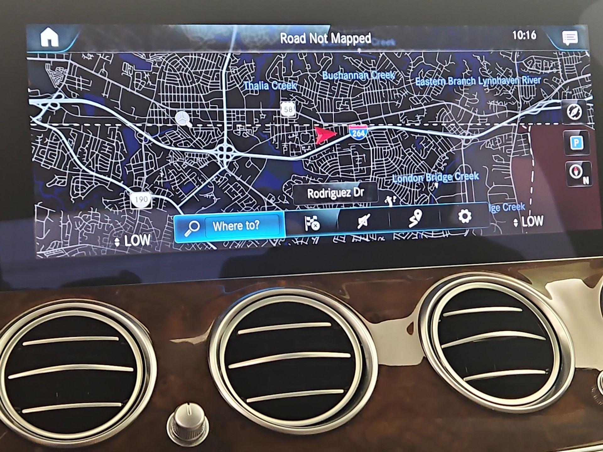 Thumbnail: 2022 Mercedes-Benz E-Class - 14