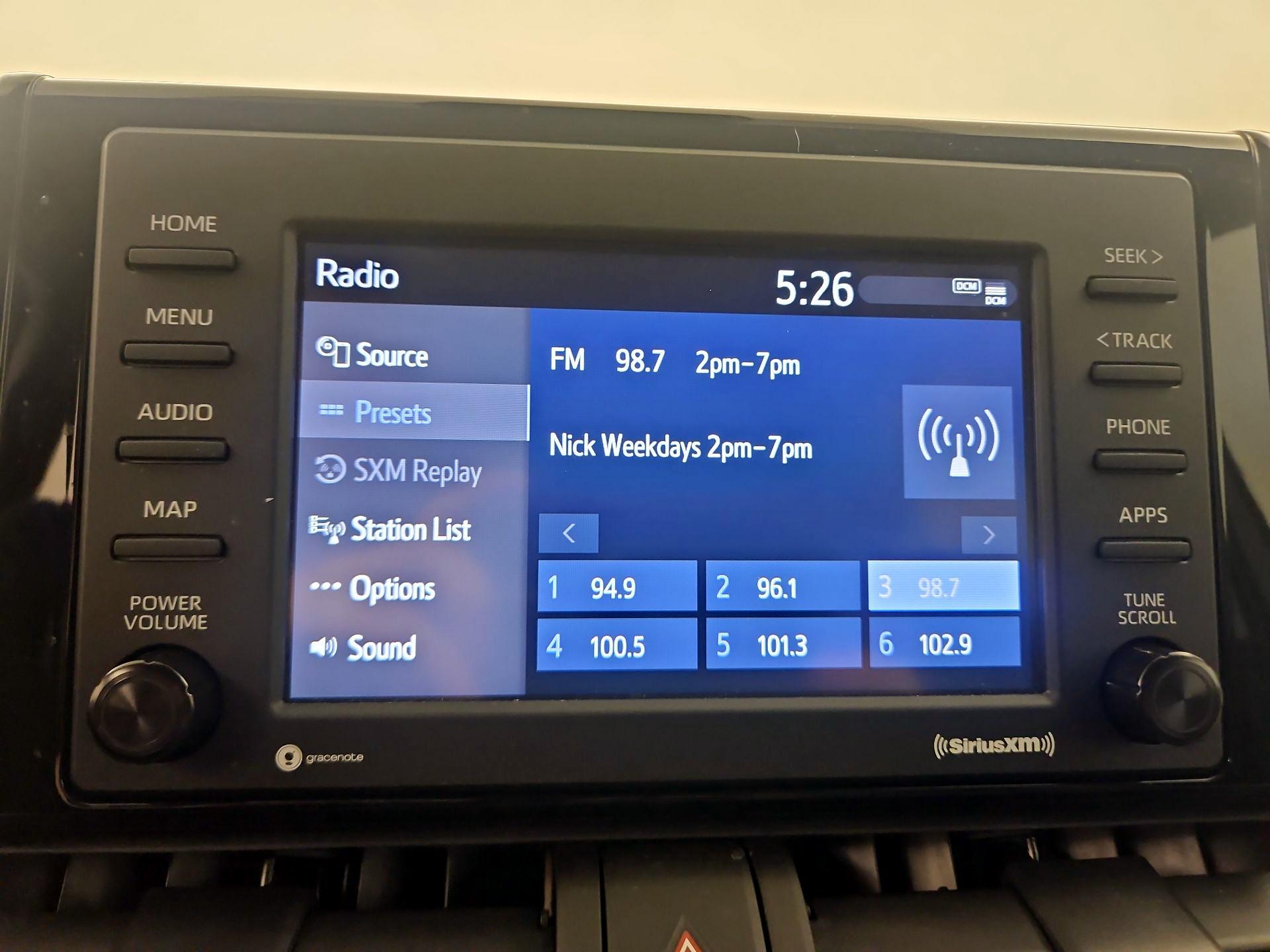 Thumbnail: 2022 Toyota RAV4 - 15