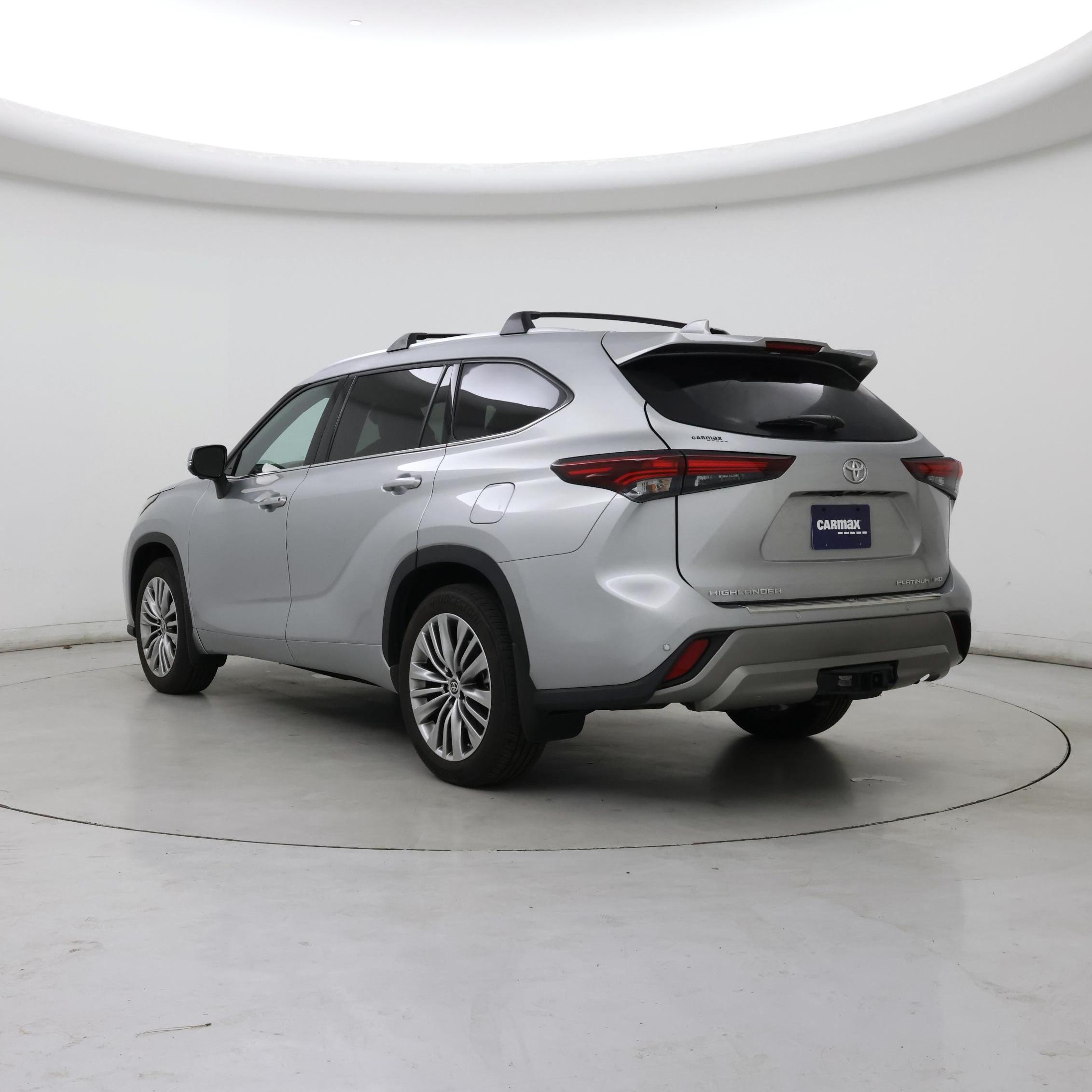 Thumbnail: 2024 Toyota Highlander - 2