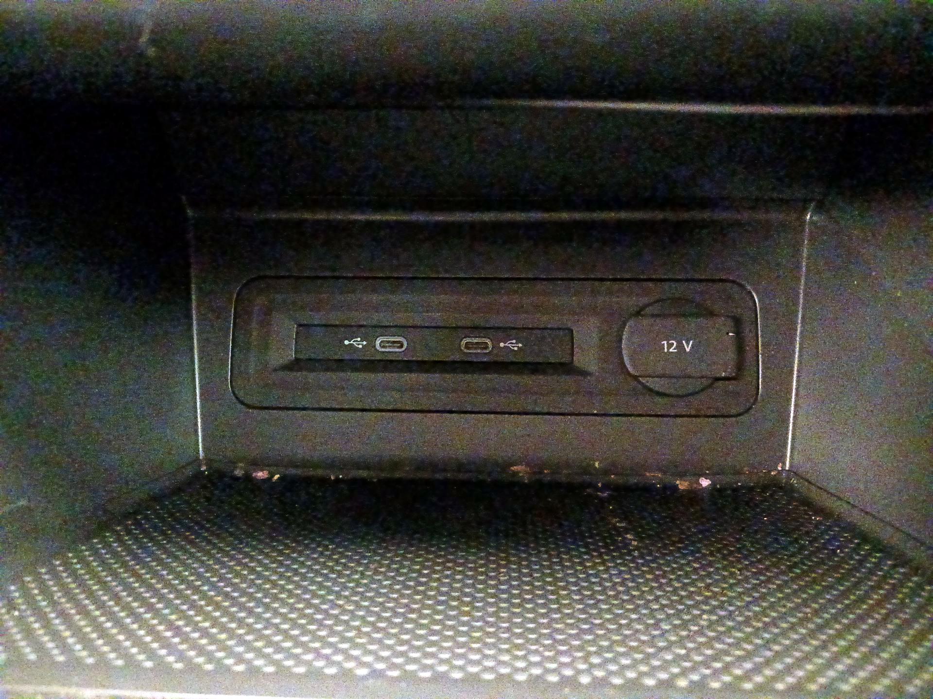 Thumbnail: 2022 Volkswagen Atlas - 19