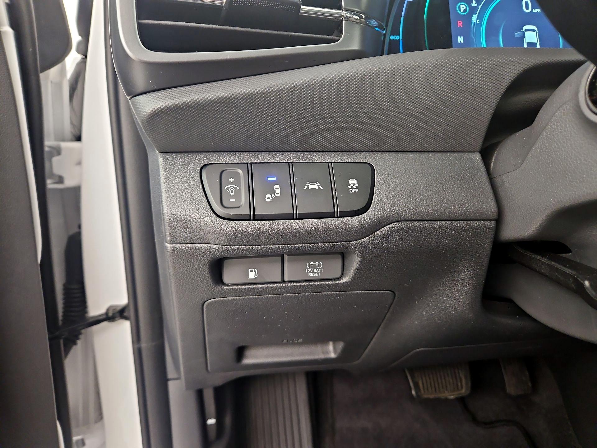 Thumbnail: 2022 Hyundai Ioniq - 13