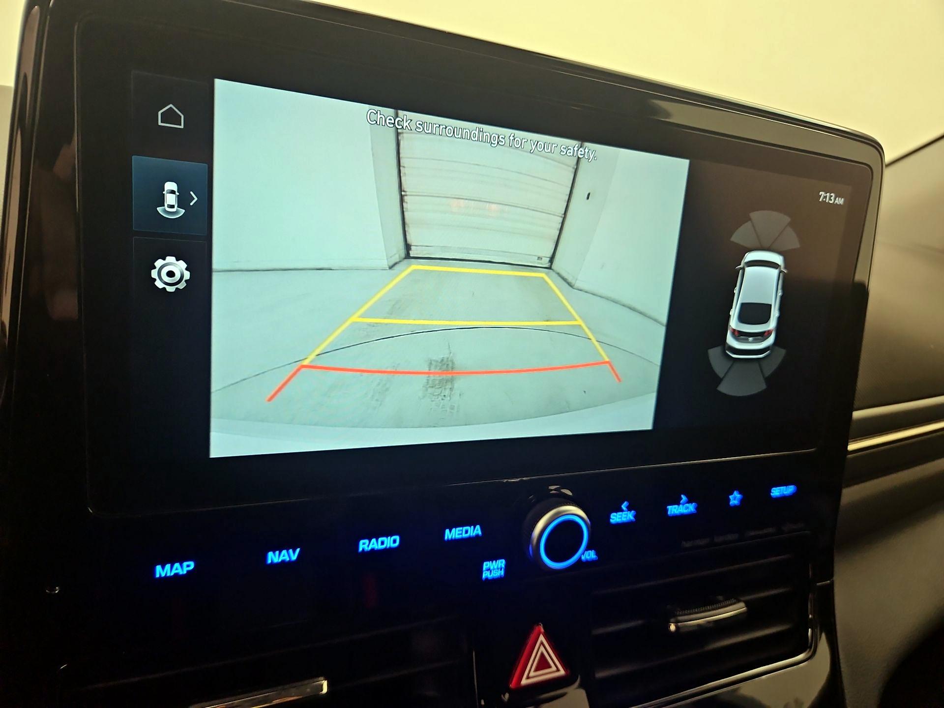 Thumbnail: 2022 Hyundai Ioniq - 15