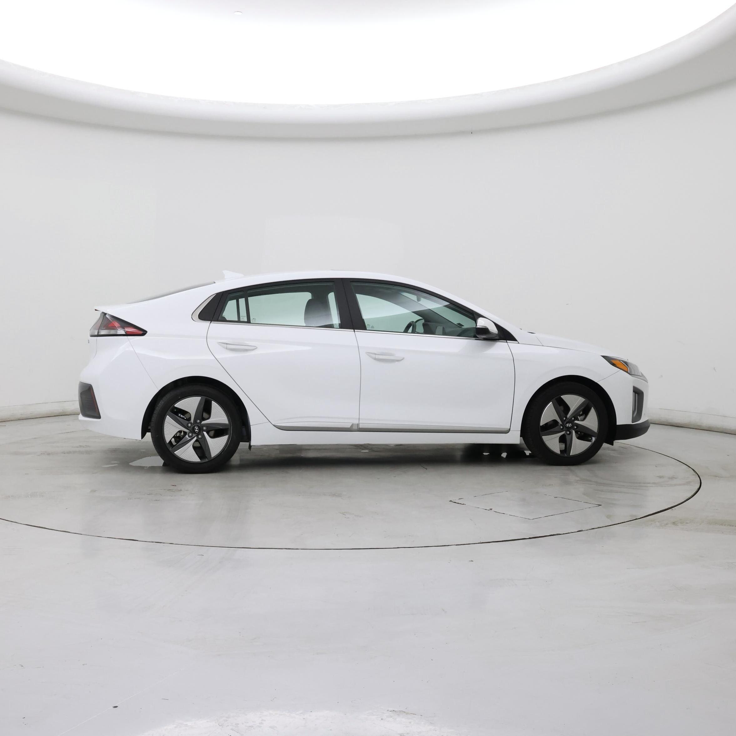 Thumbnail: 2022 Hyundai Ioniq - 7