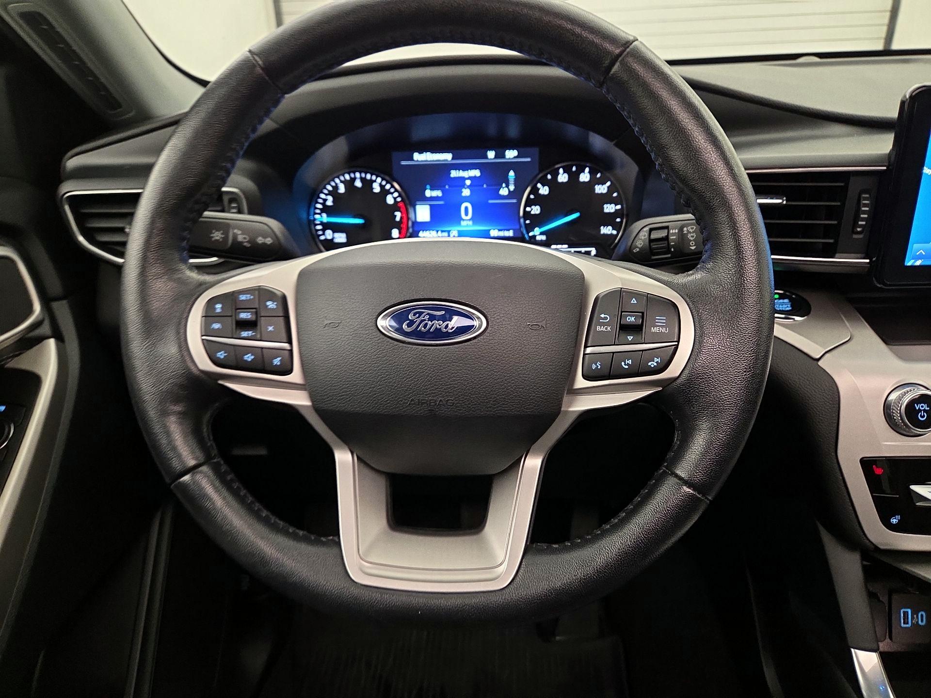 Thumbnail: 2021 Ford Explorer - 10