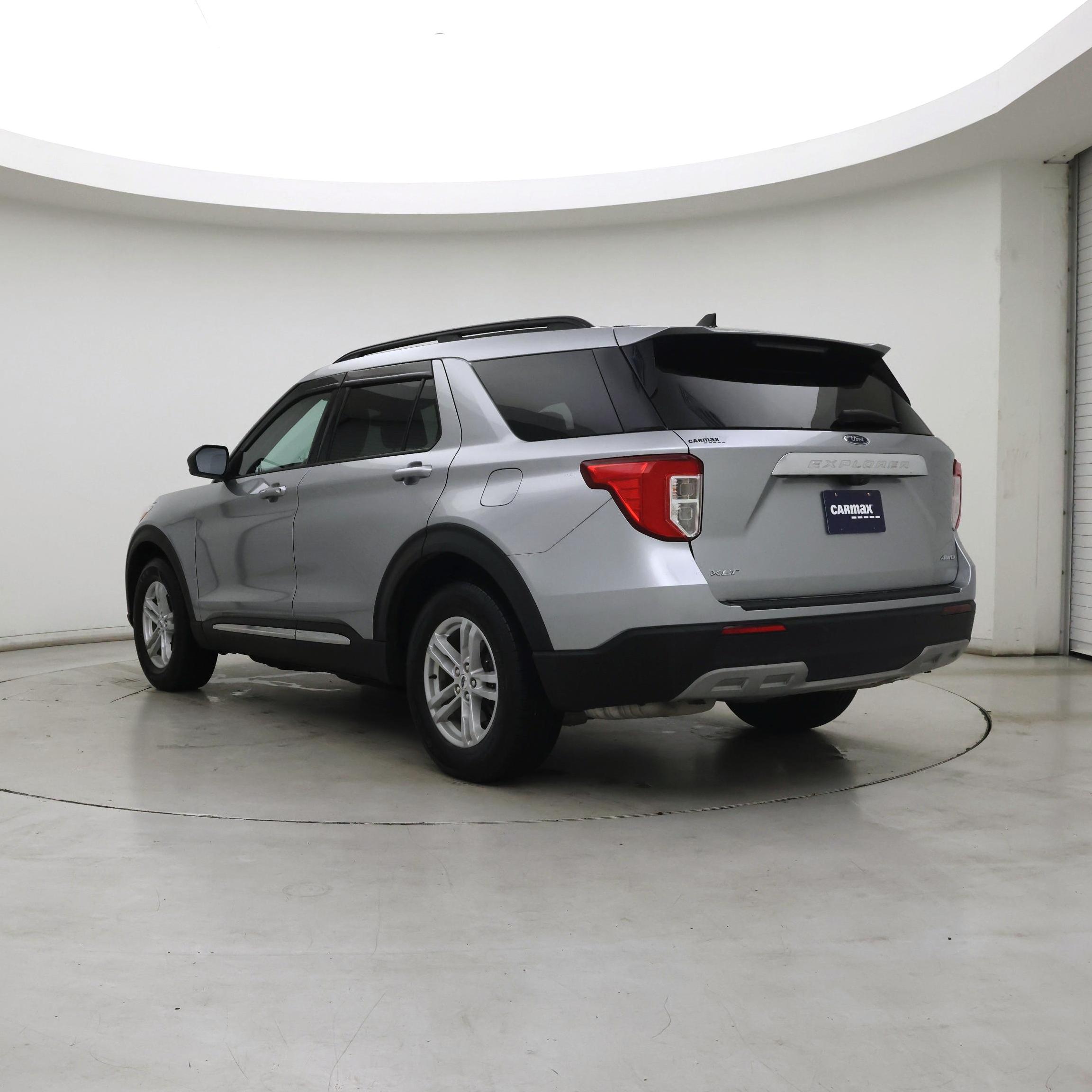 Thumbnail: 2021 Ford Explorer - 2