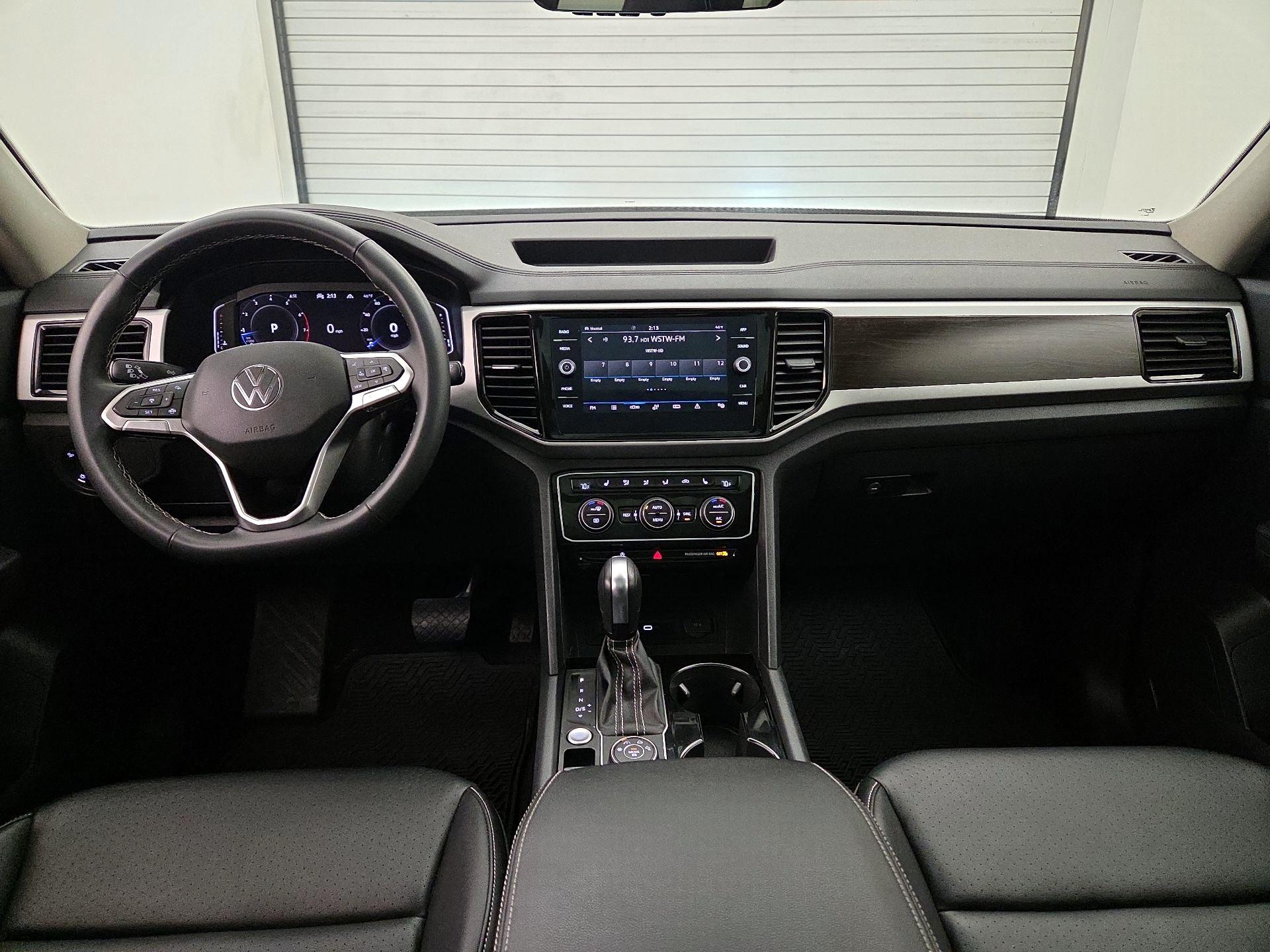 Thumbnail: 2022 Volkswagen Atlas - 9