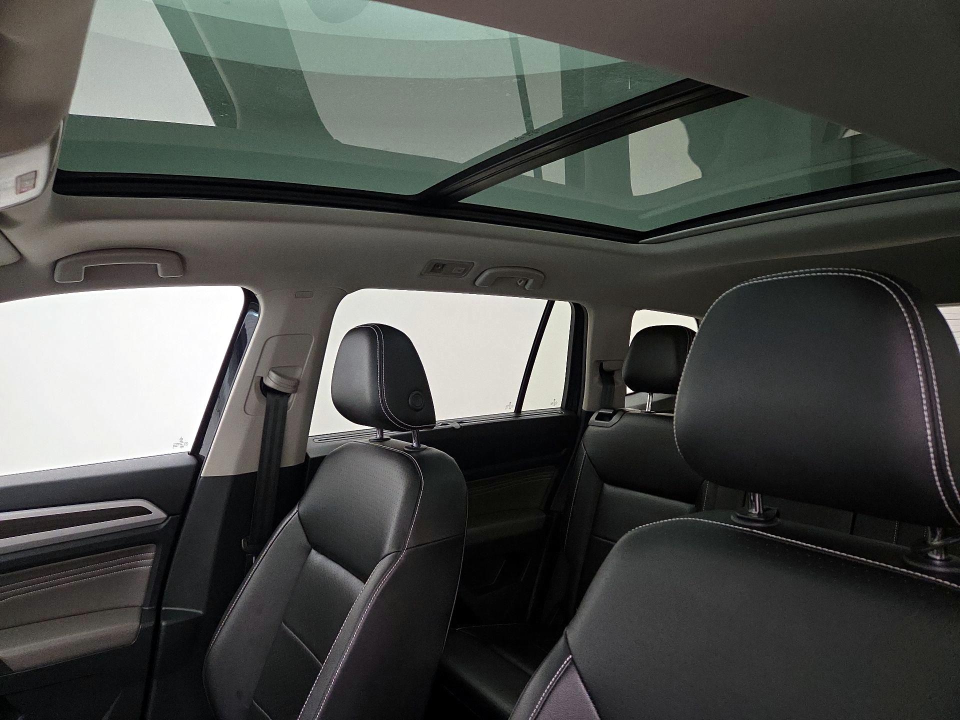 Thumbnail: 2022 Volkswagen Atlas - 19