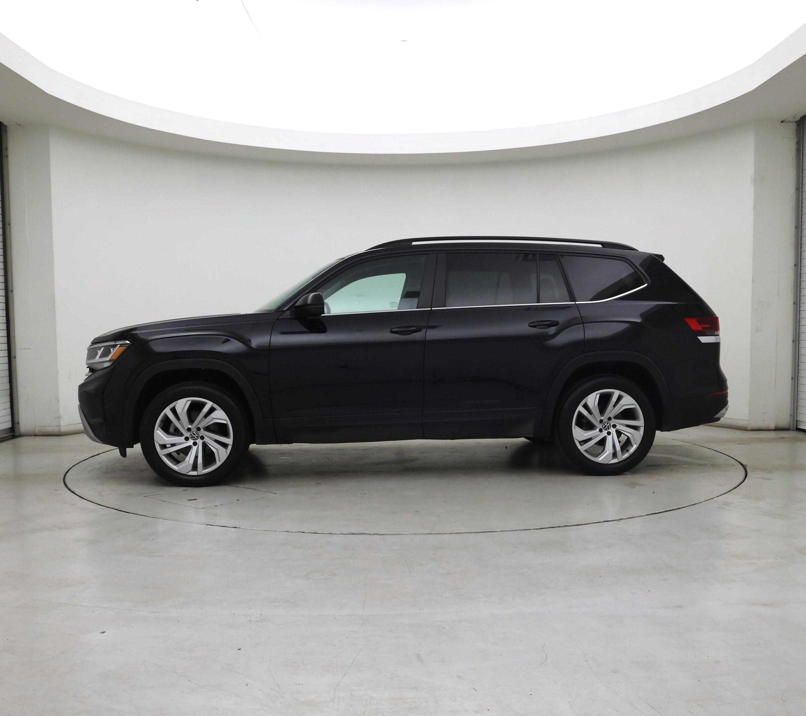 Thumbnail: 2022 Volkswagen Atlas - 3