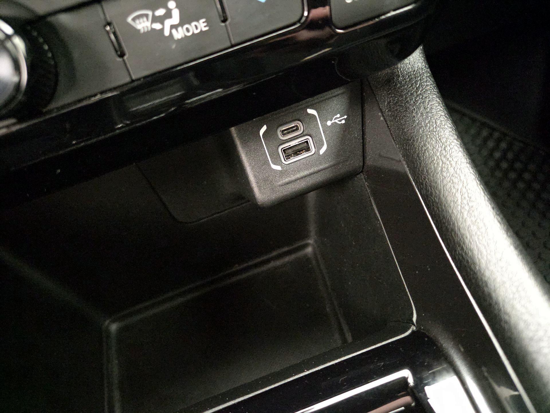 Thumbnail: 2023 Jeep Compass - 18