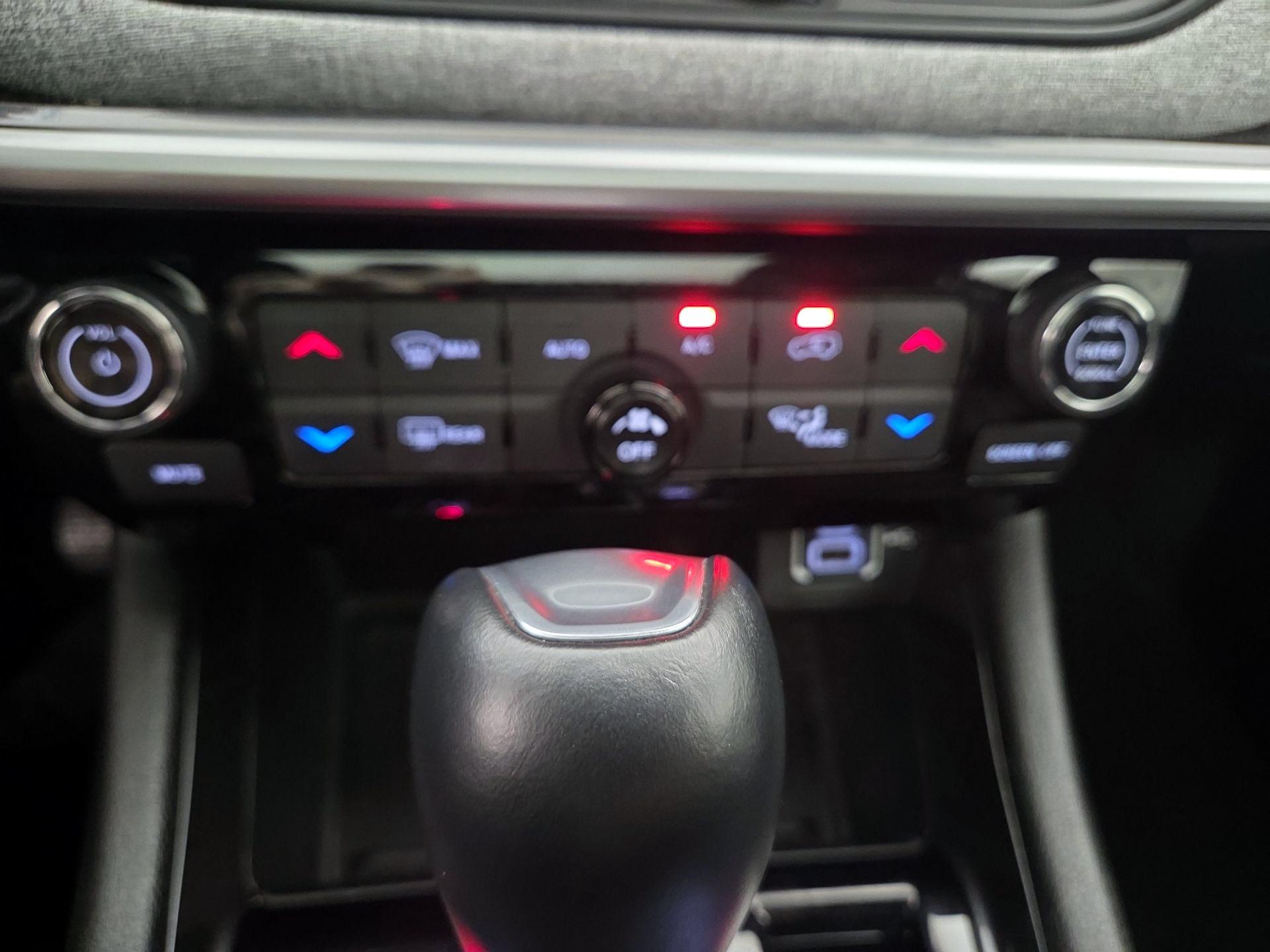 Thumbnail: 2023 Jeep Compass - 16