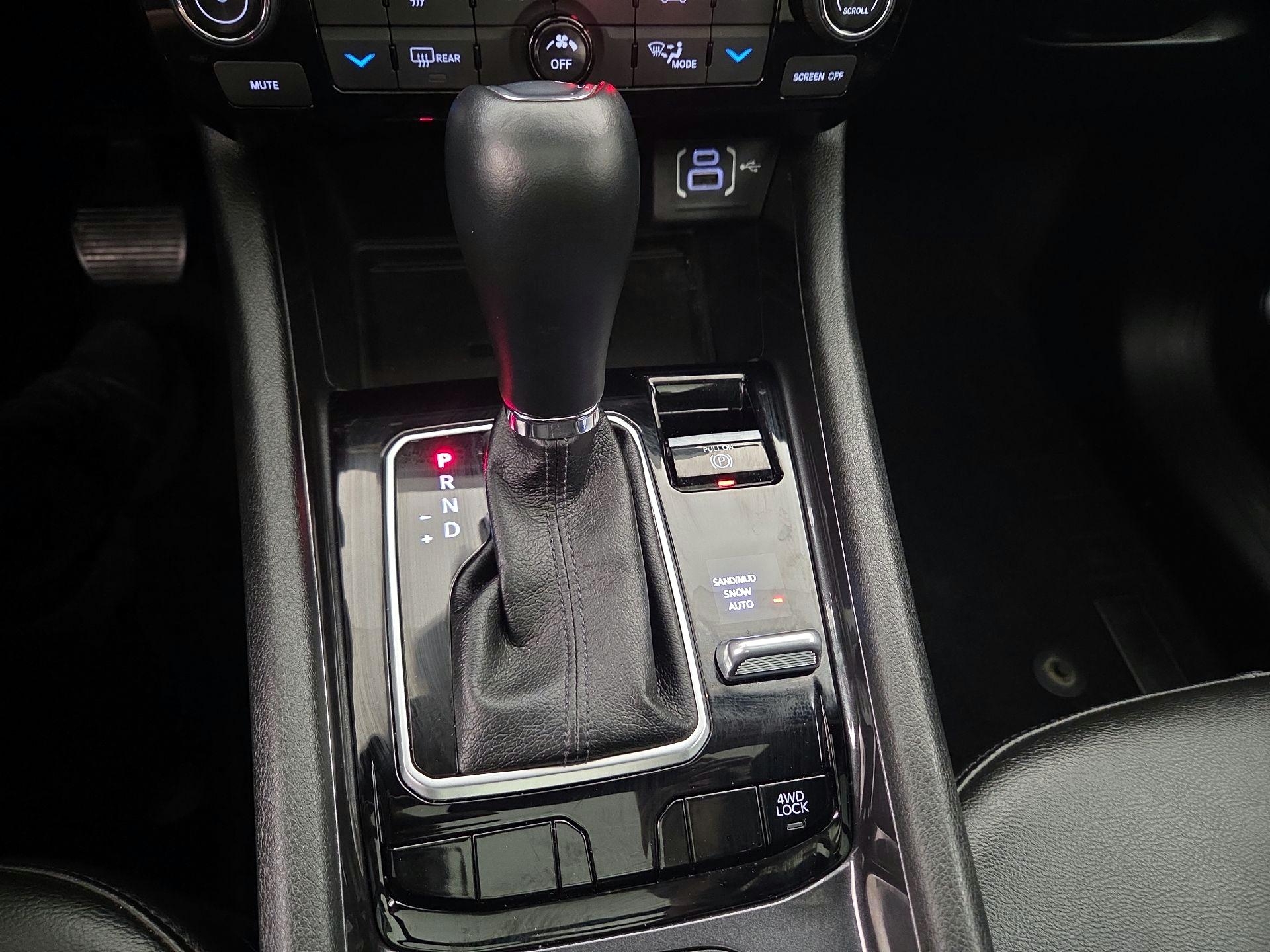 Thumbnail: 2023 Jeep Compass - 17