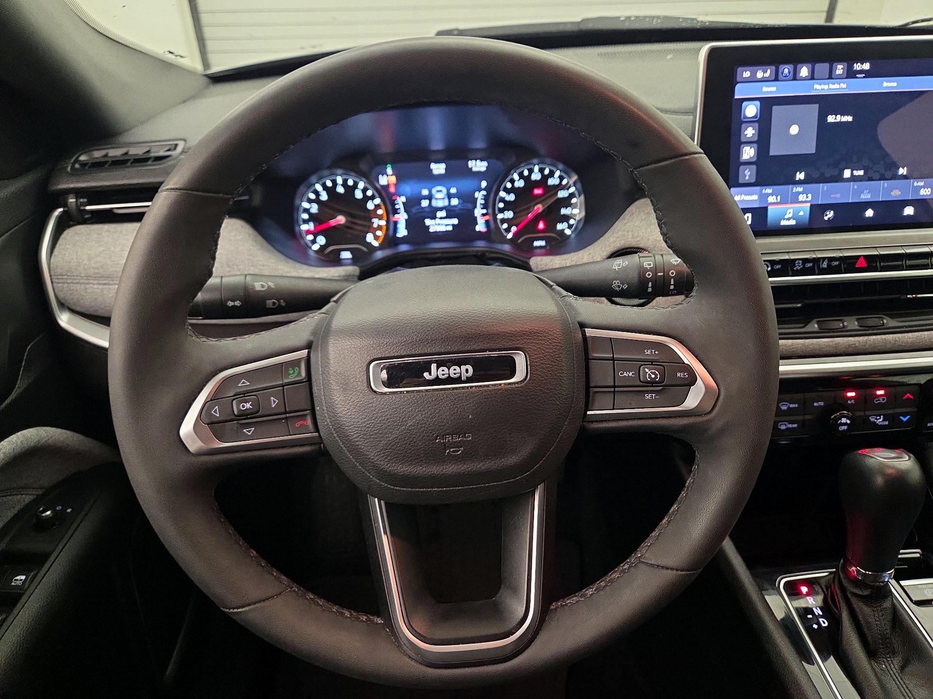 Thumbnail: 2023 Jeep Compass - 10