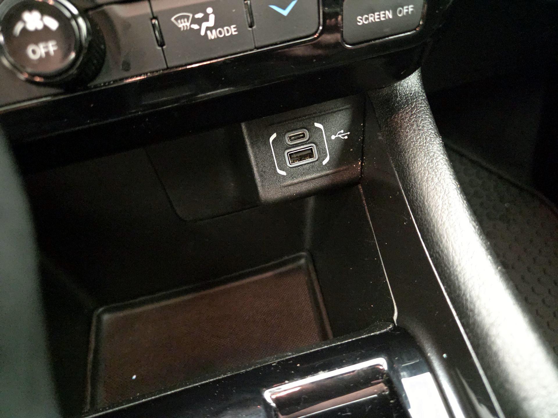 Thumbnail: 2023 Jeep Compass - 18