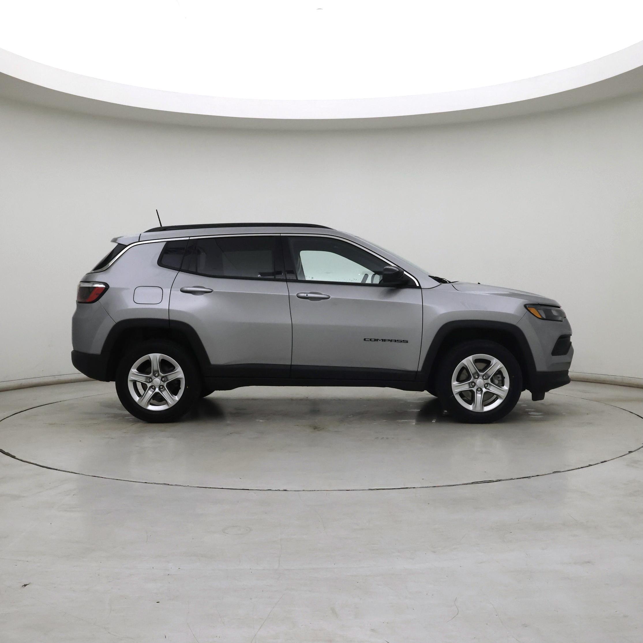 Thumbnail: 2023 Jeep Compass - 7