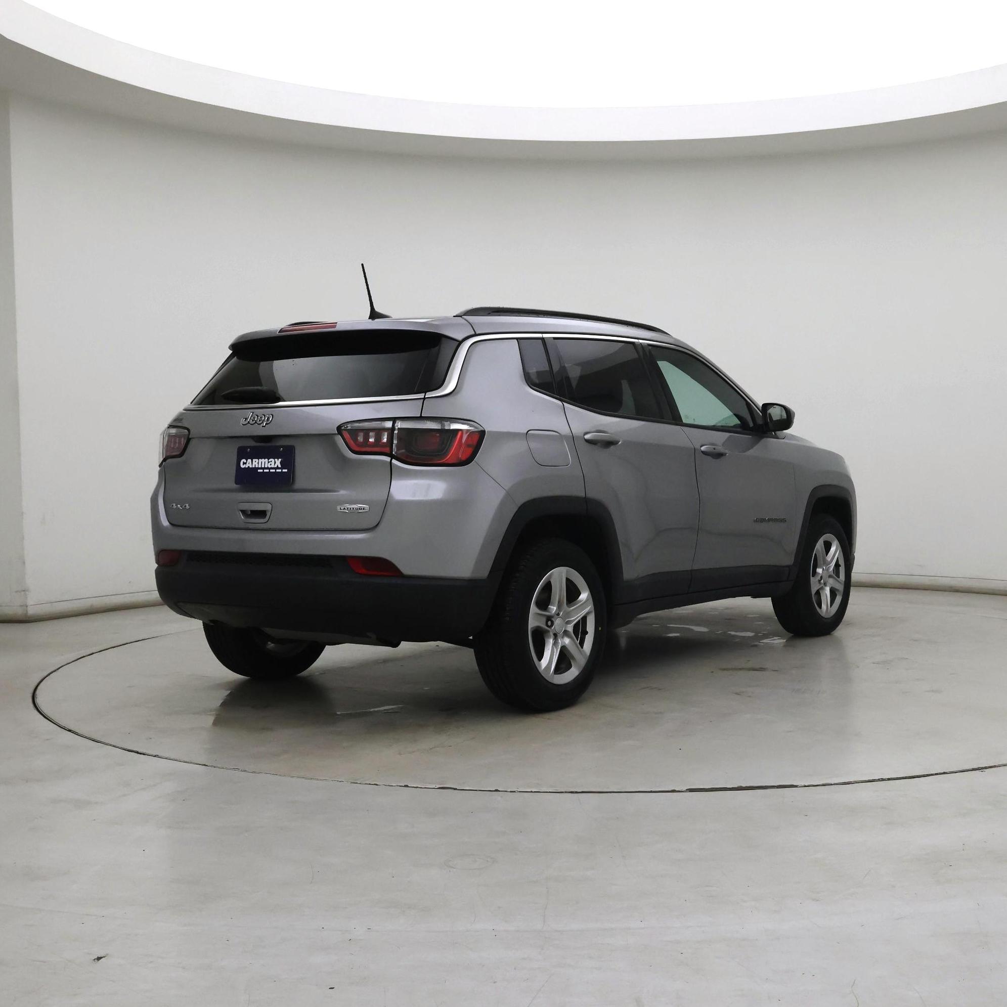 Thumbnail: 2023 Jeep Compass - 8