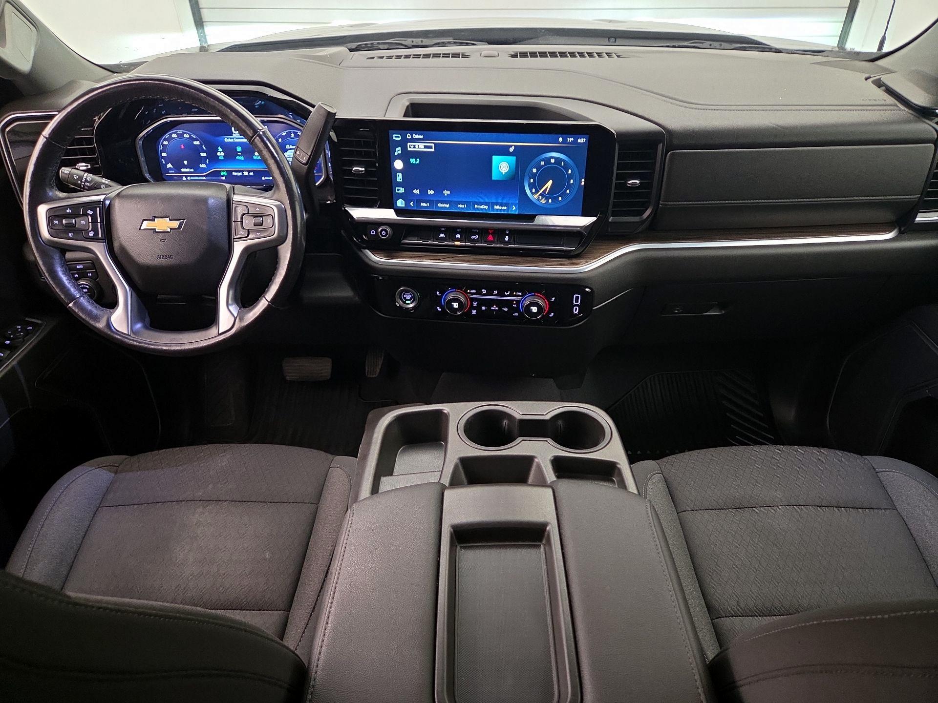 Thumbnail: 2022 Chevrolet Silverado 1500 - 9