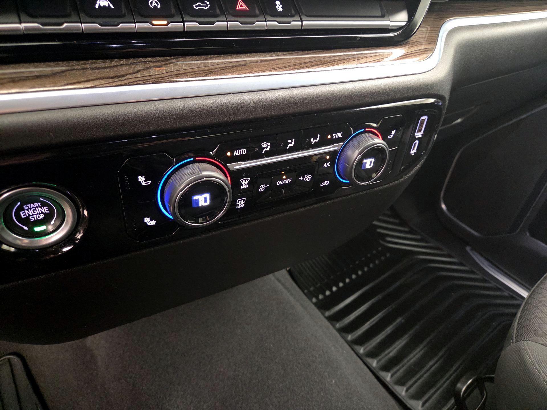 Thumbnail: 2022 Chevrolet Silverado 1500 - 16