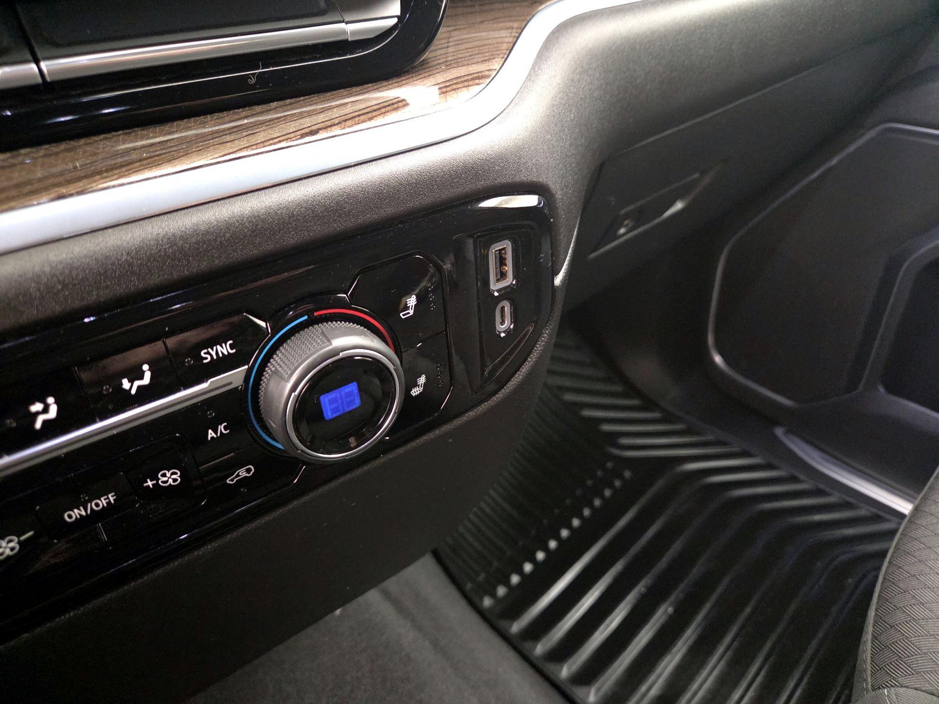 Thumbnail: 2022 Chevrolet Silverado 1500 - 18