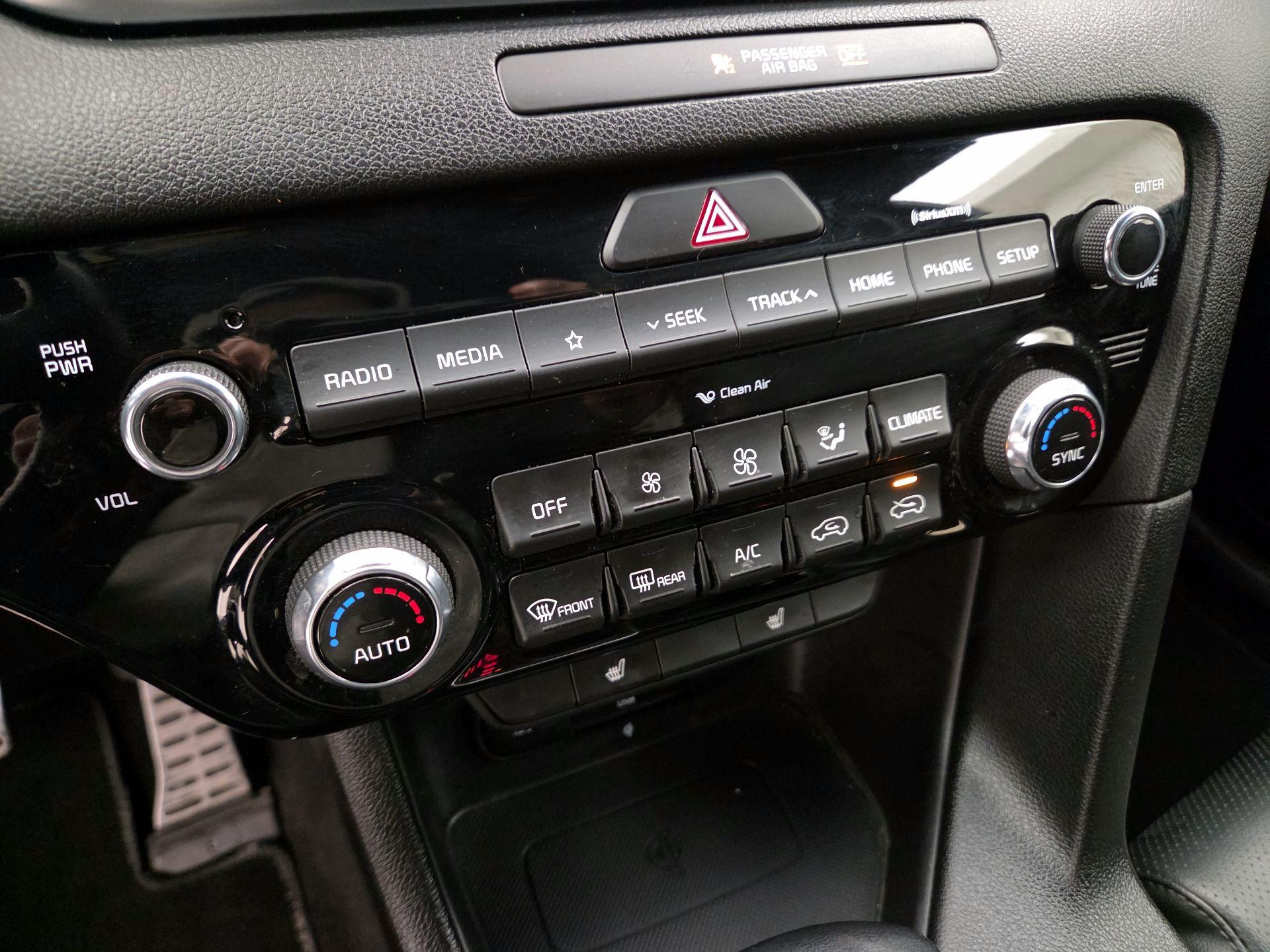 Thumbnail: 2021 Kia Sportage - 16