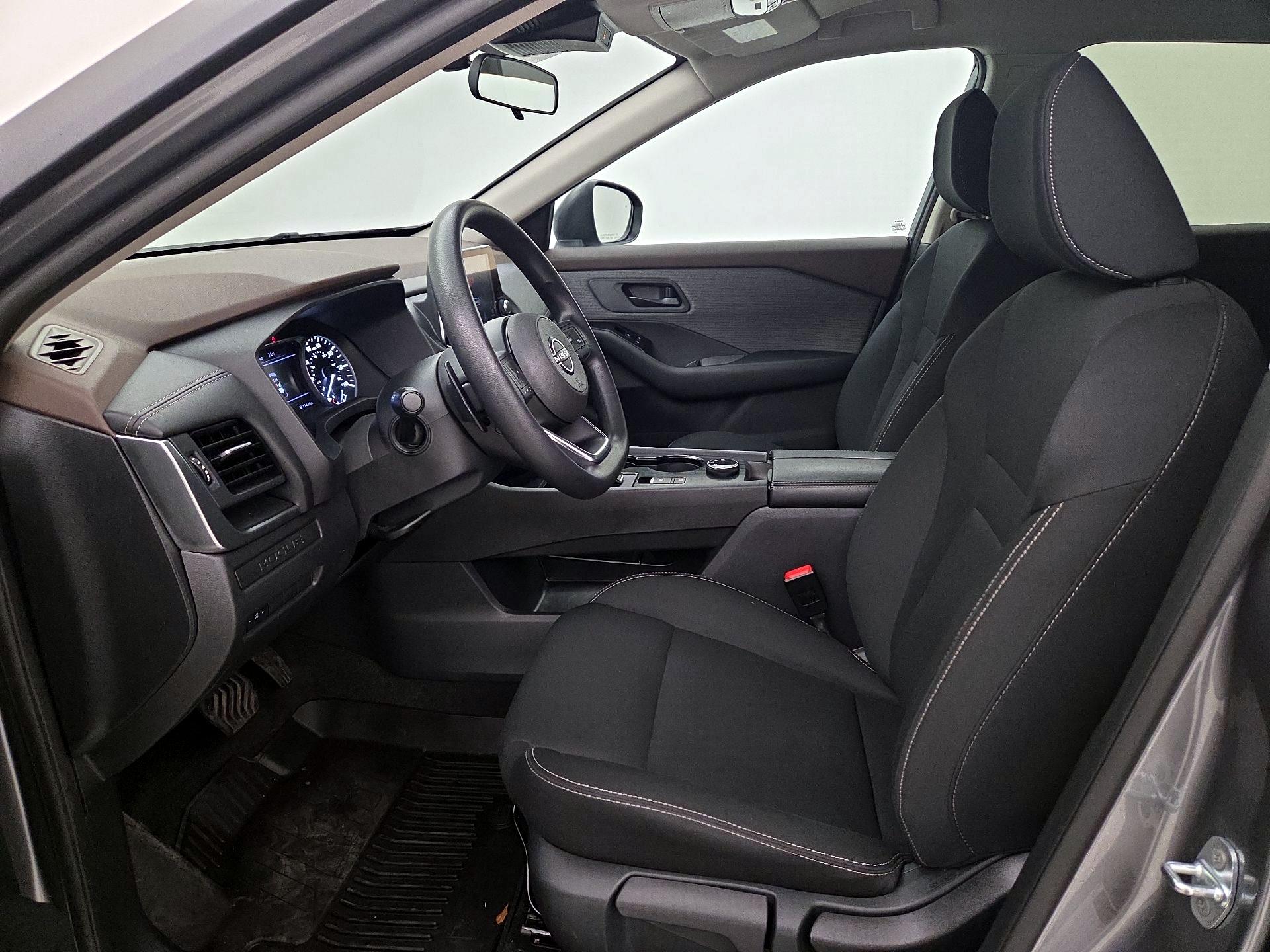 Thumbnail: 2023 Nissan Rogue - 11