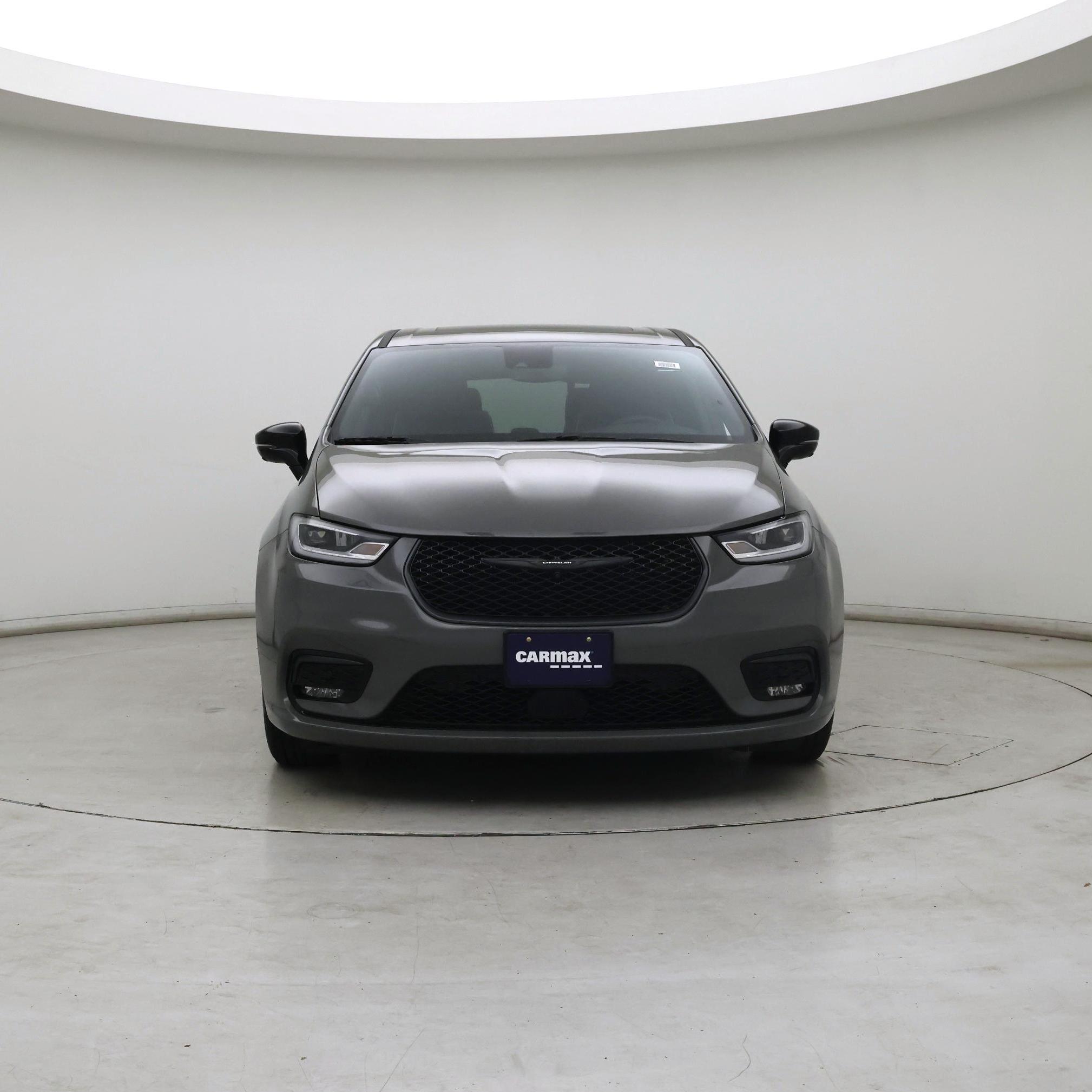 Thumbnail: 2023 Chrysler Pacifica - 5