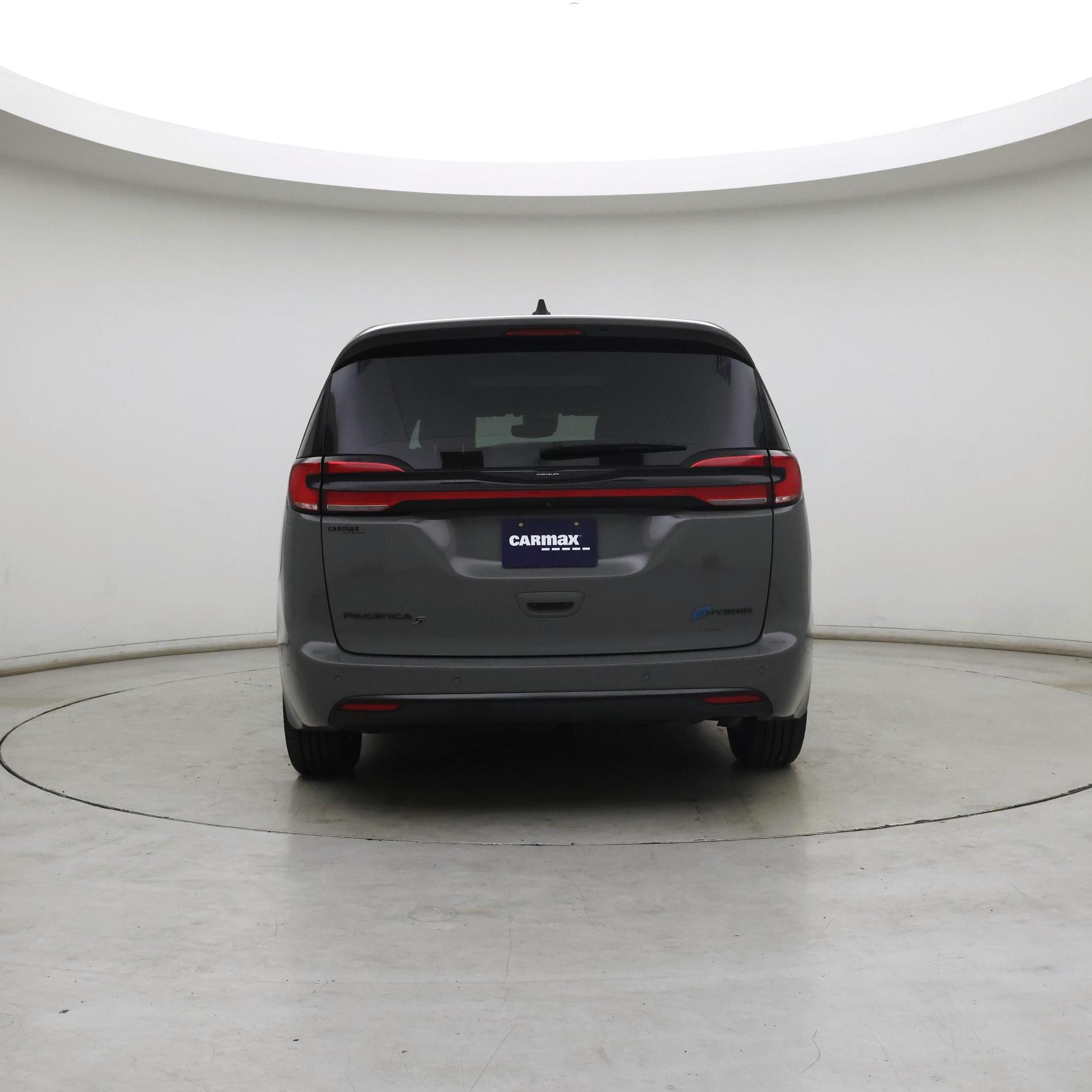 Thumbnail: 2023 Chrysler Pacifica - 6