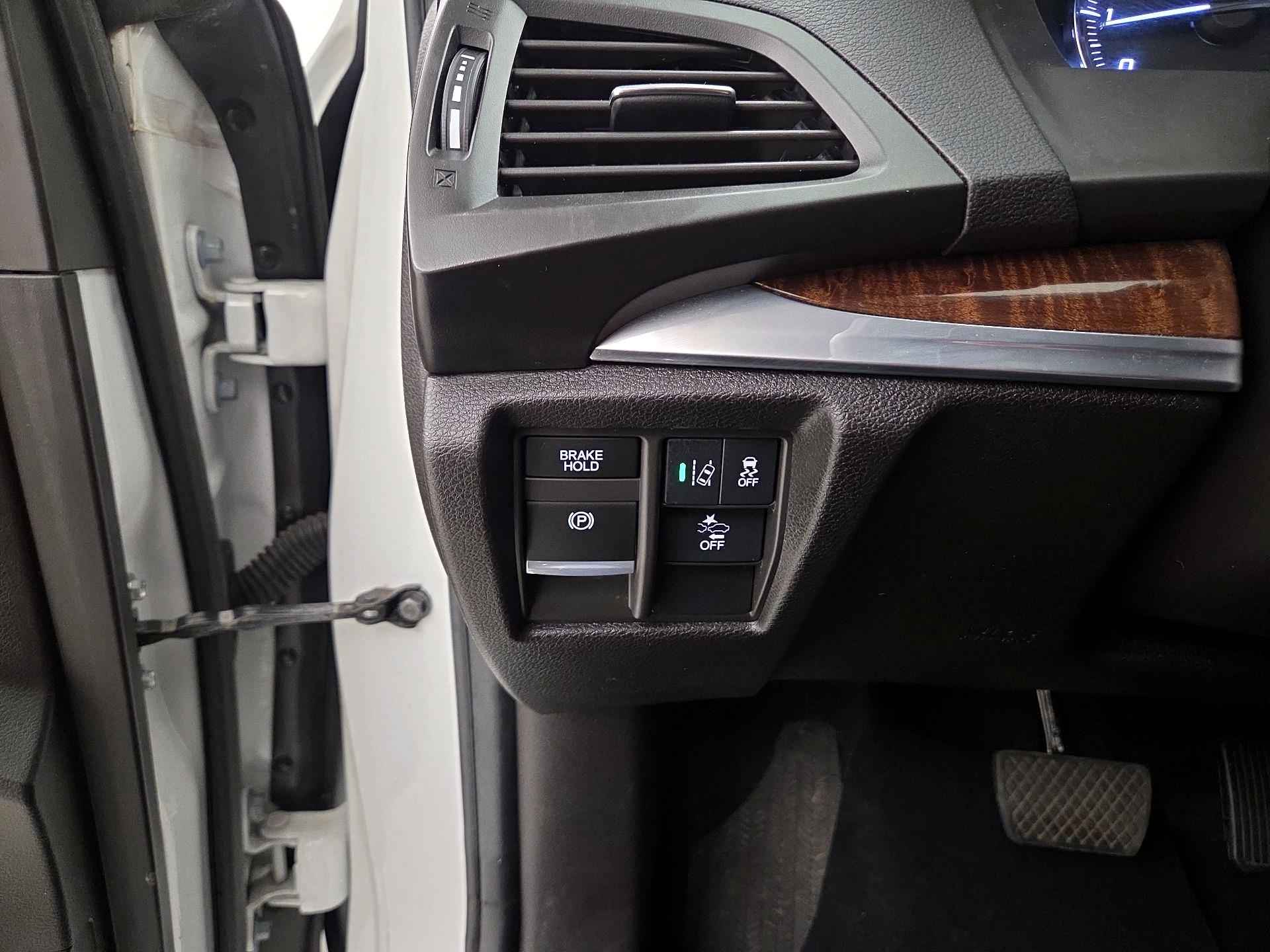 Thumbnail: 2020 Acura MDX - 13