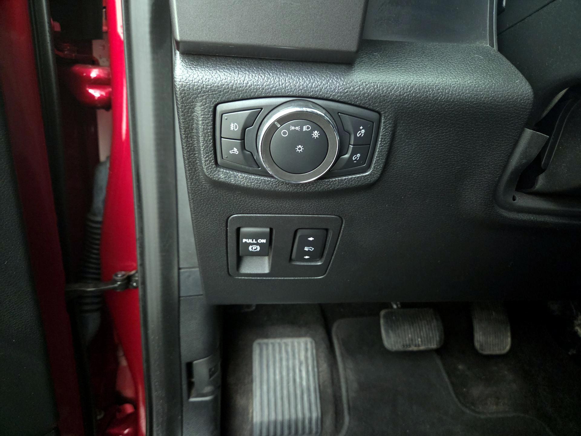 Thumbnail: 2020 Ford F-150 - 13