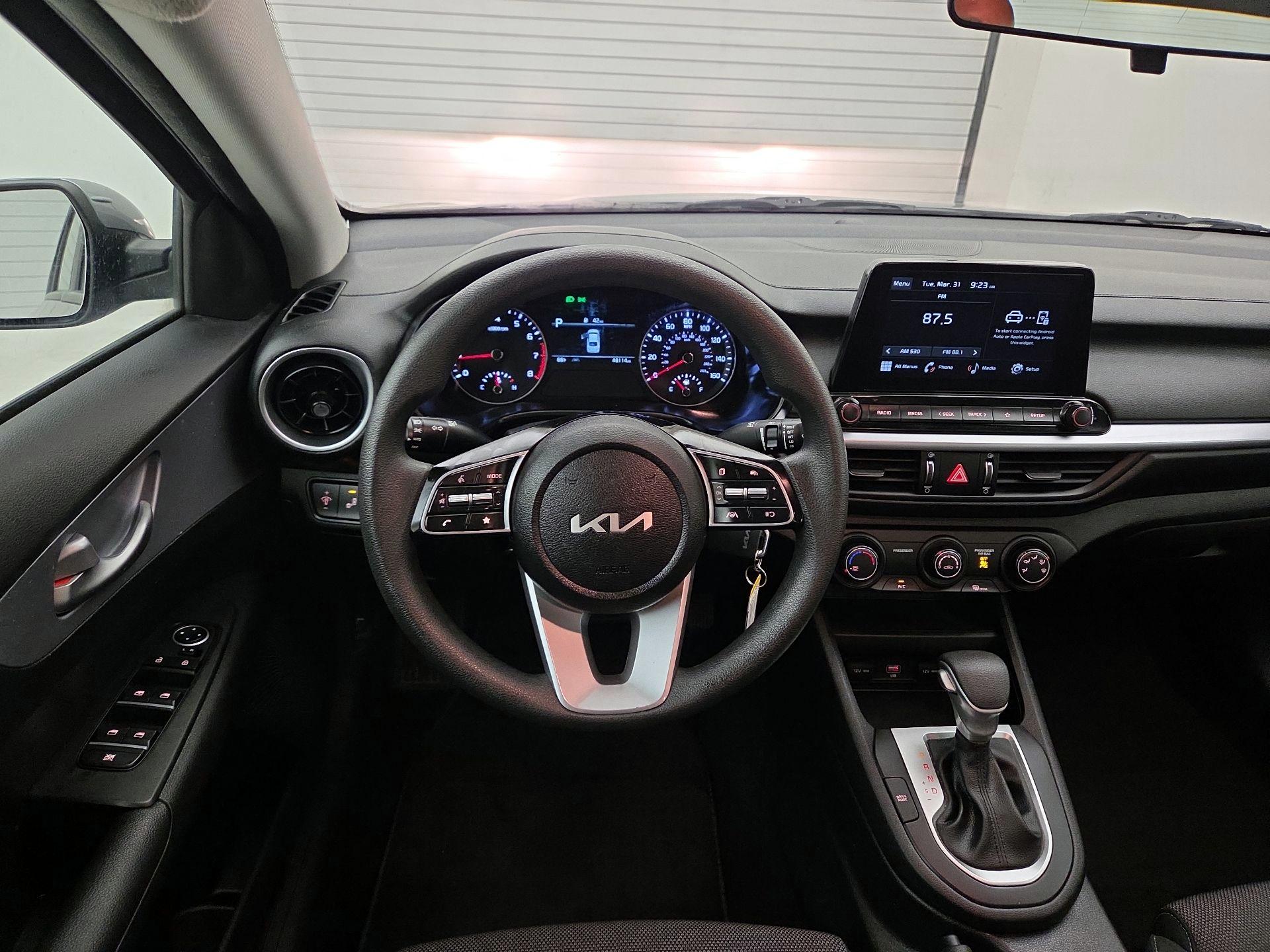 Thumbnail: 2023 Kia Forte - 10