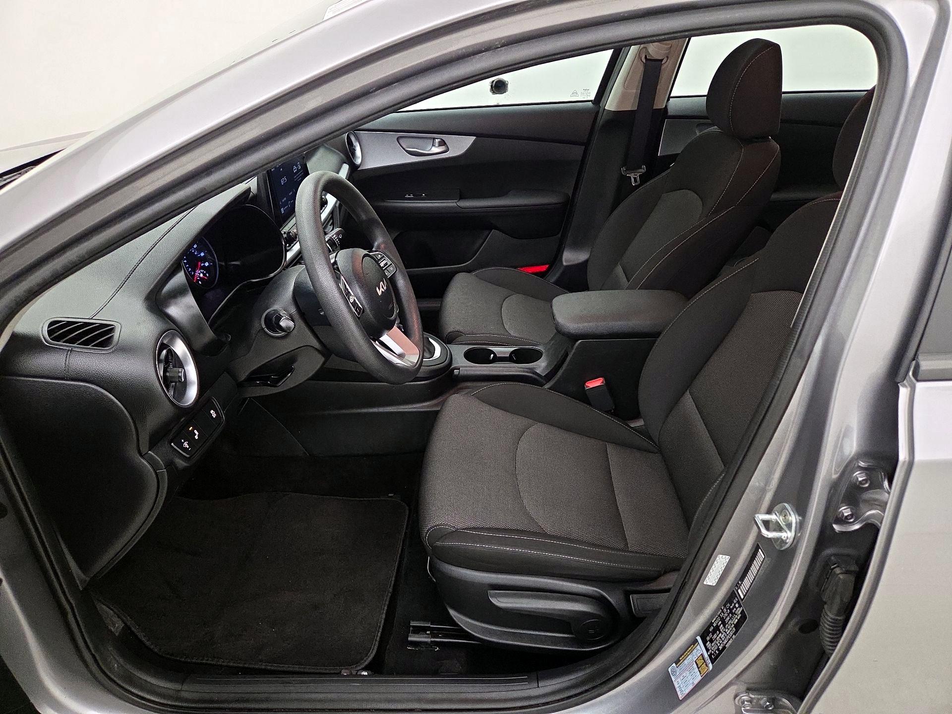 Thumbnail: 2023 Kia Forte - 11