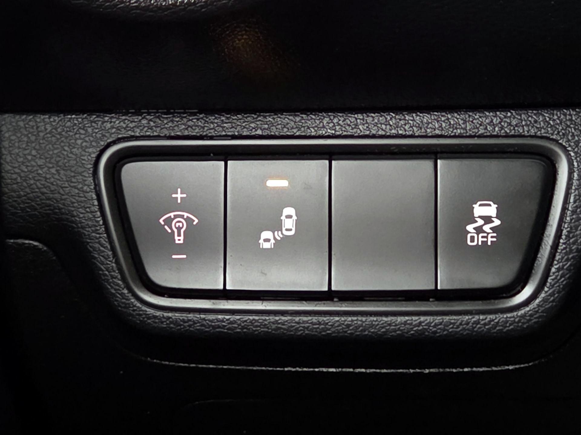 Thumbnail: 2023 Kia Forte - 13