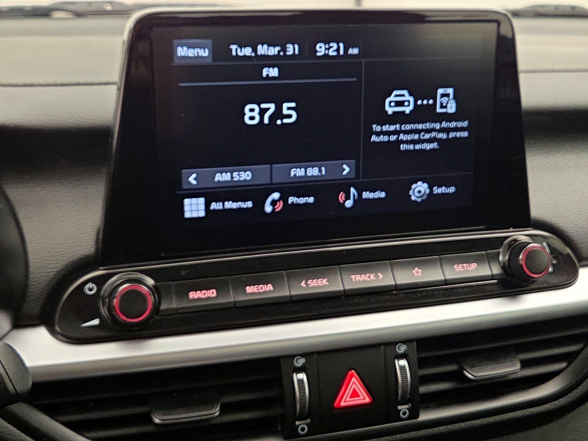 Thumbnail: 2023 Kia Forte - 15