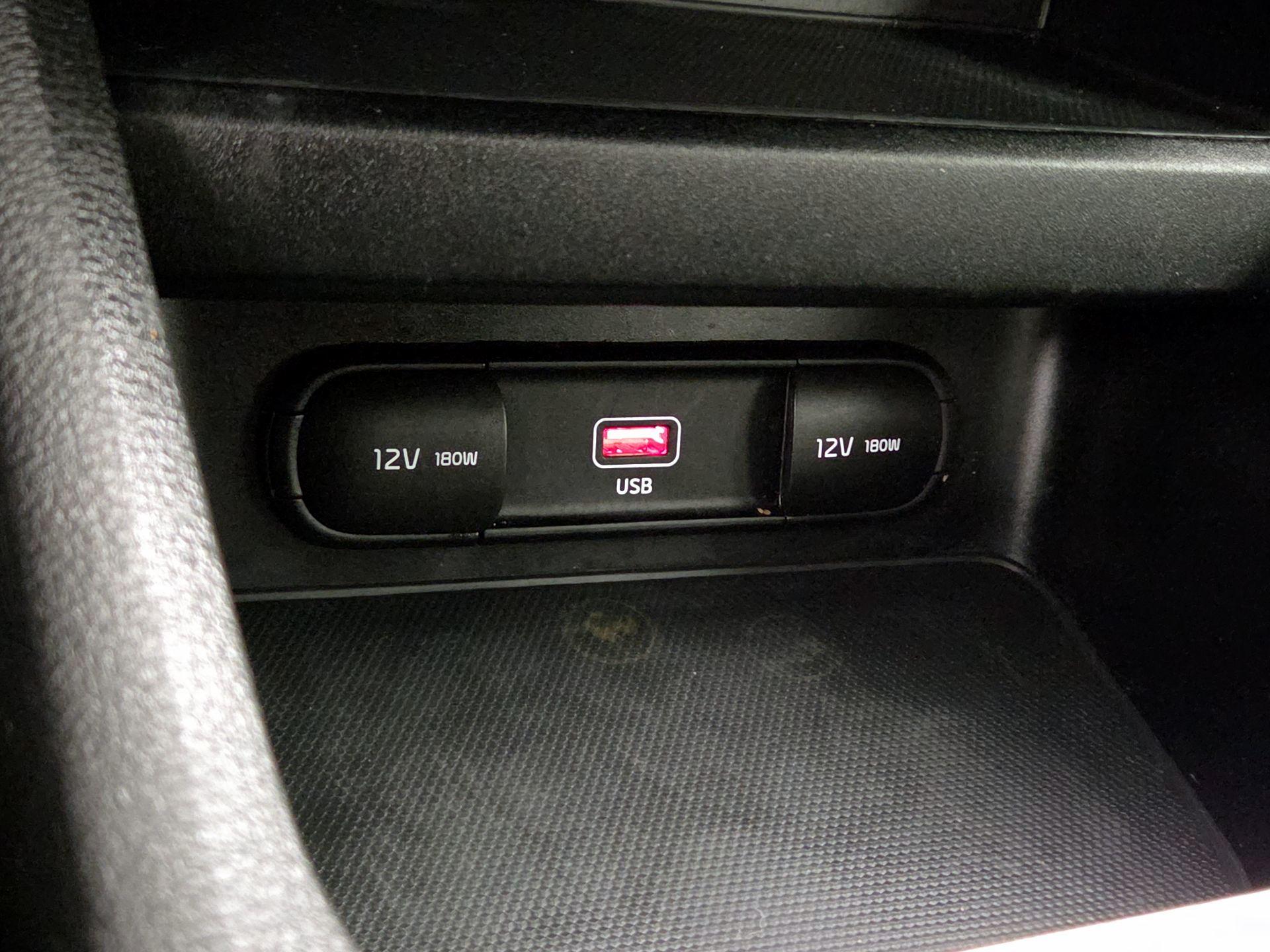 Thumbnail: 2023 Kia Forte - 18