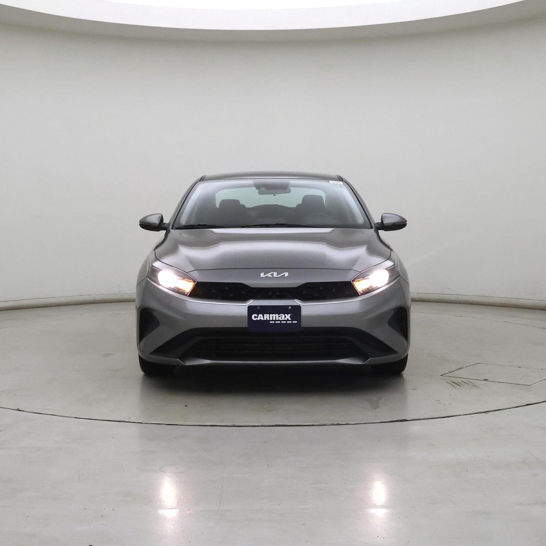 Thumbnail: 2023 Kia Forte - 5